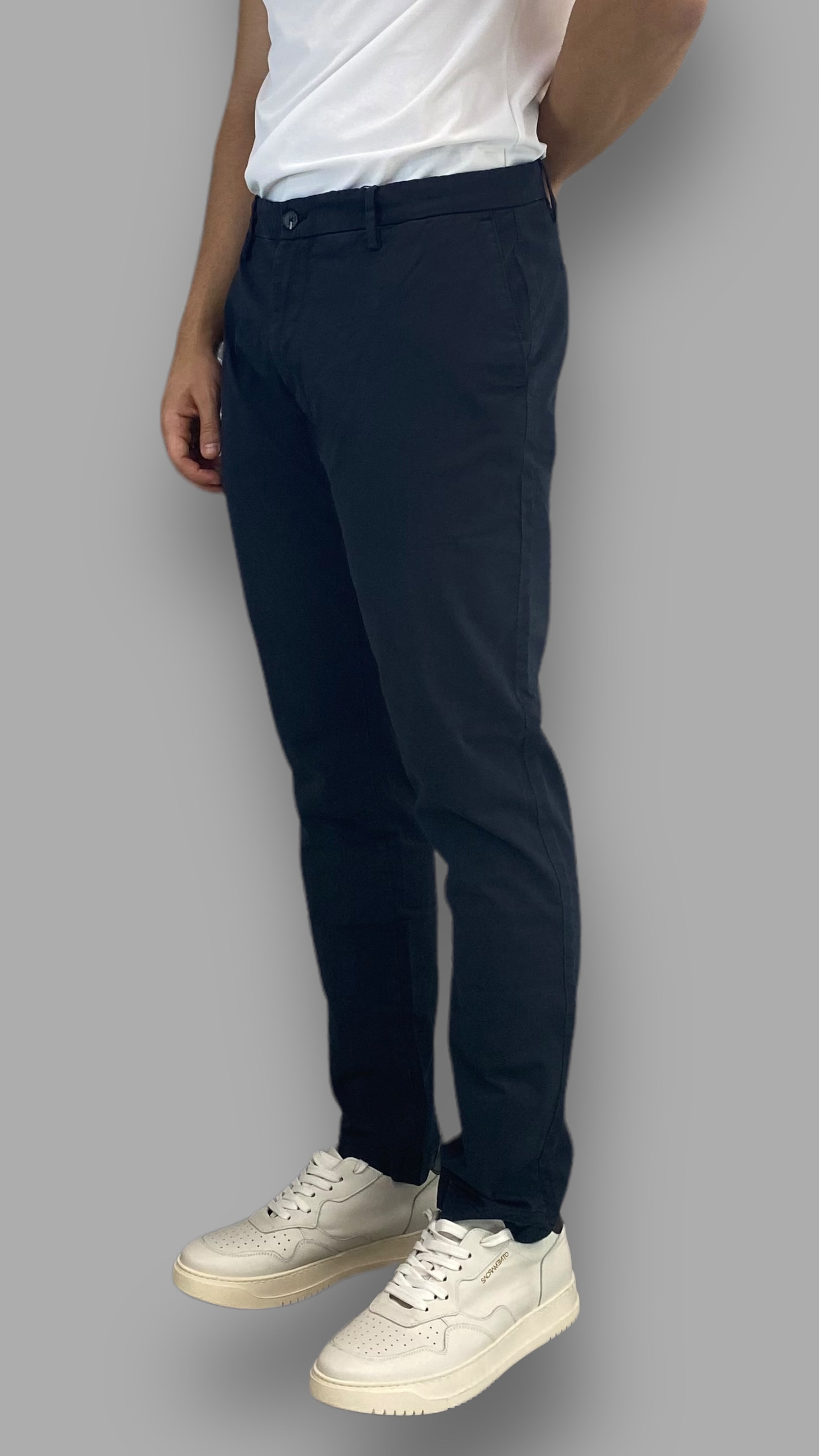 PANTALONE TASCA AMERICA IN COTONE ELASTICIZZATO BASIC - SLIM FIT