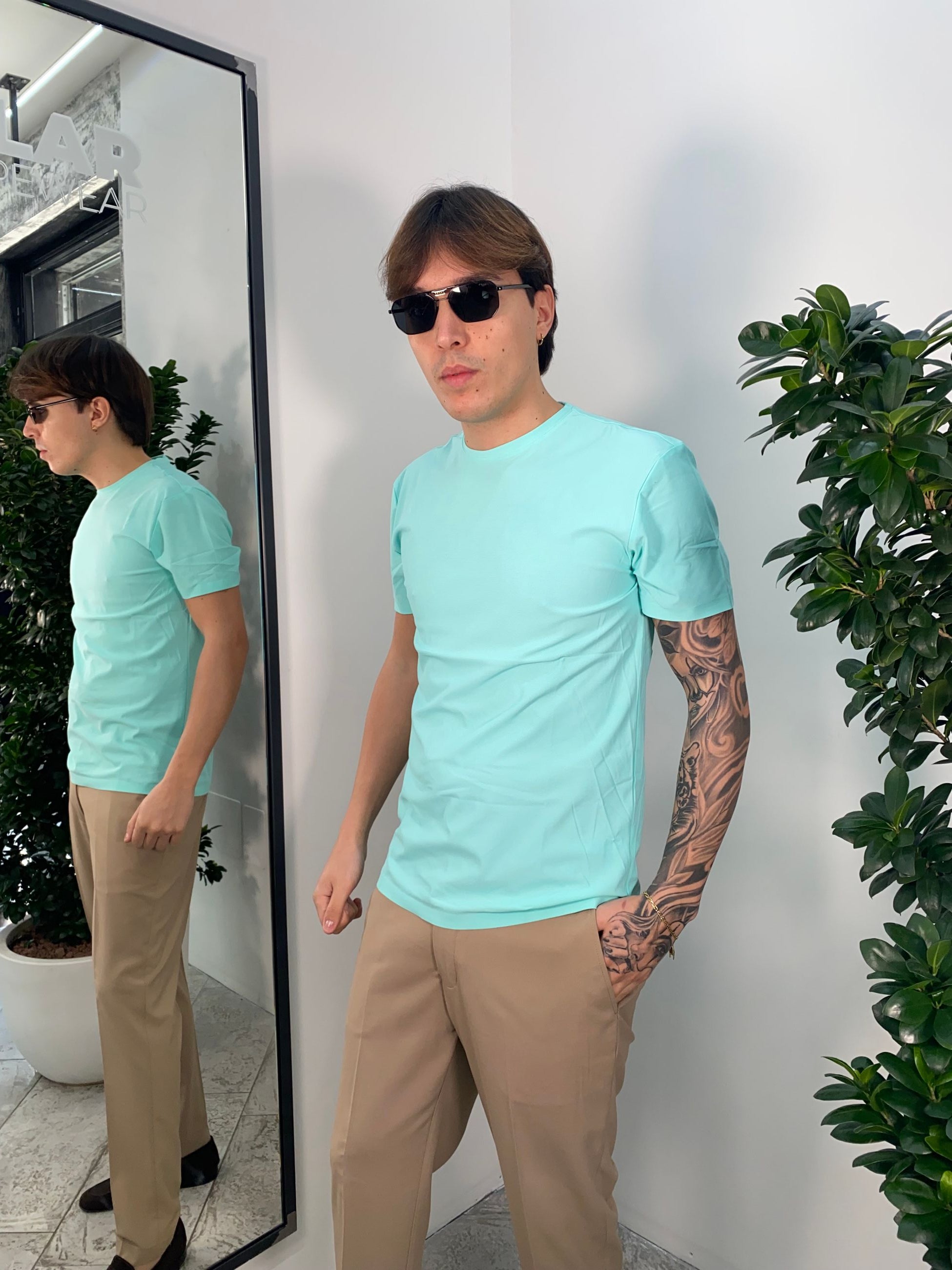 T-SHIRT IN TESSUTO TECNICO ELASTICIZZATO EXTRA LIGHT - SLIM FIT GL1001TB-S25.ACQ