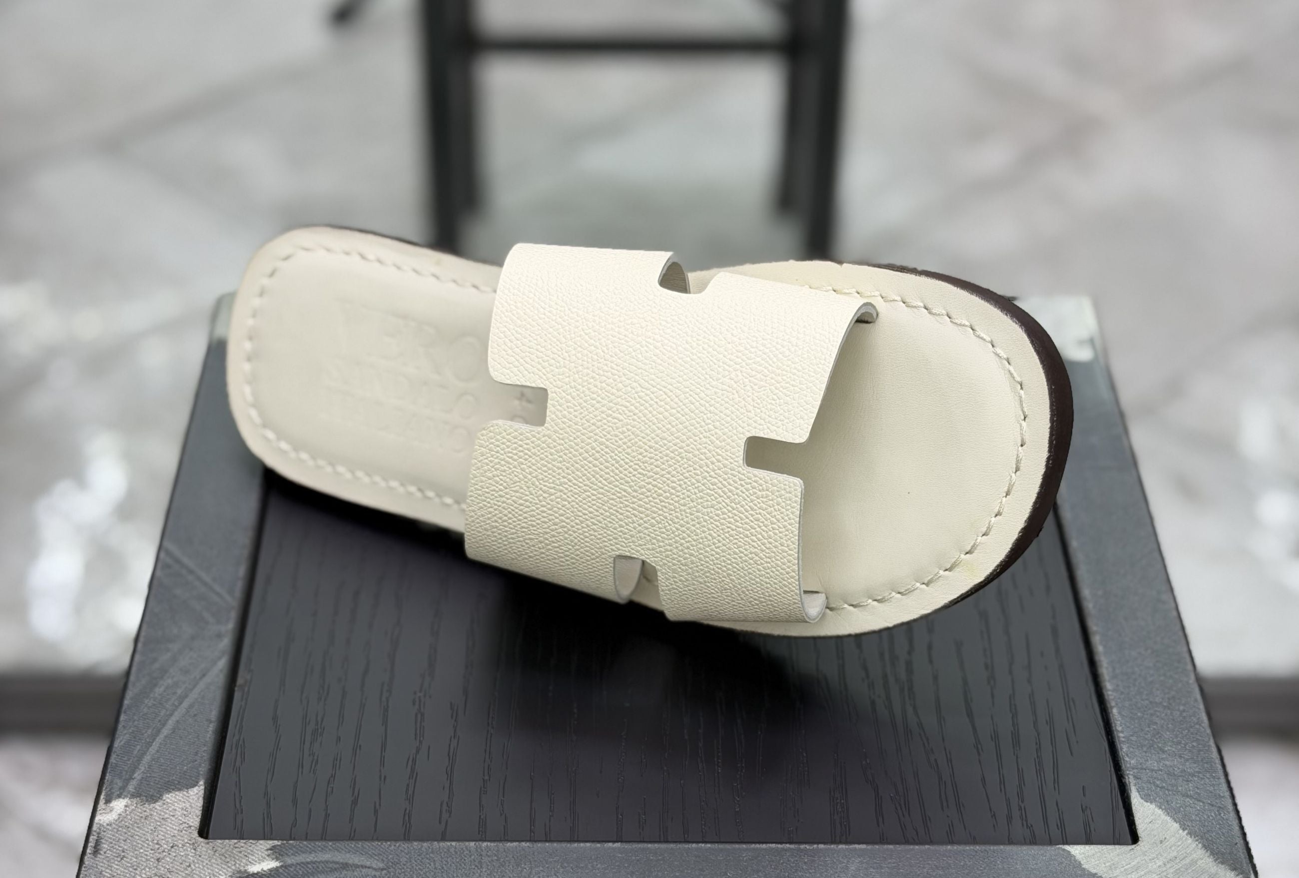 SANDALO IN PELLE MODELLO HERMES SANH25.AVO
