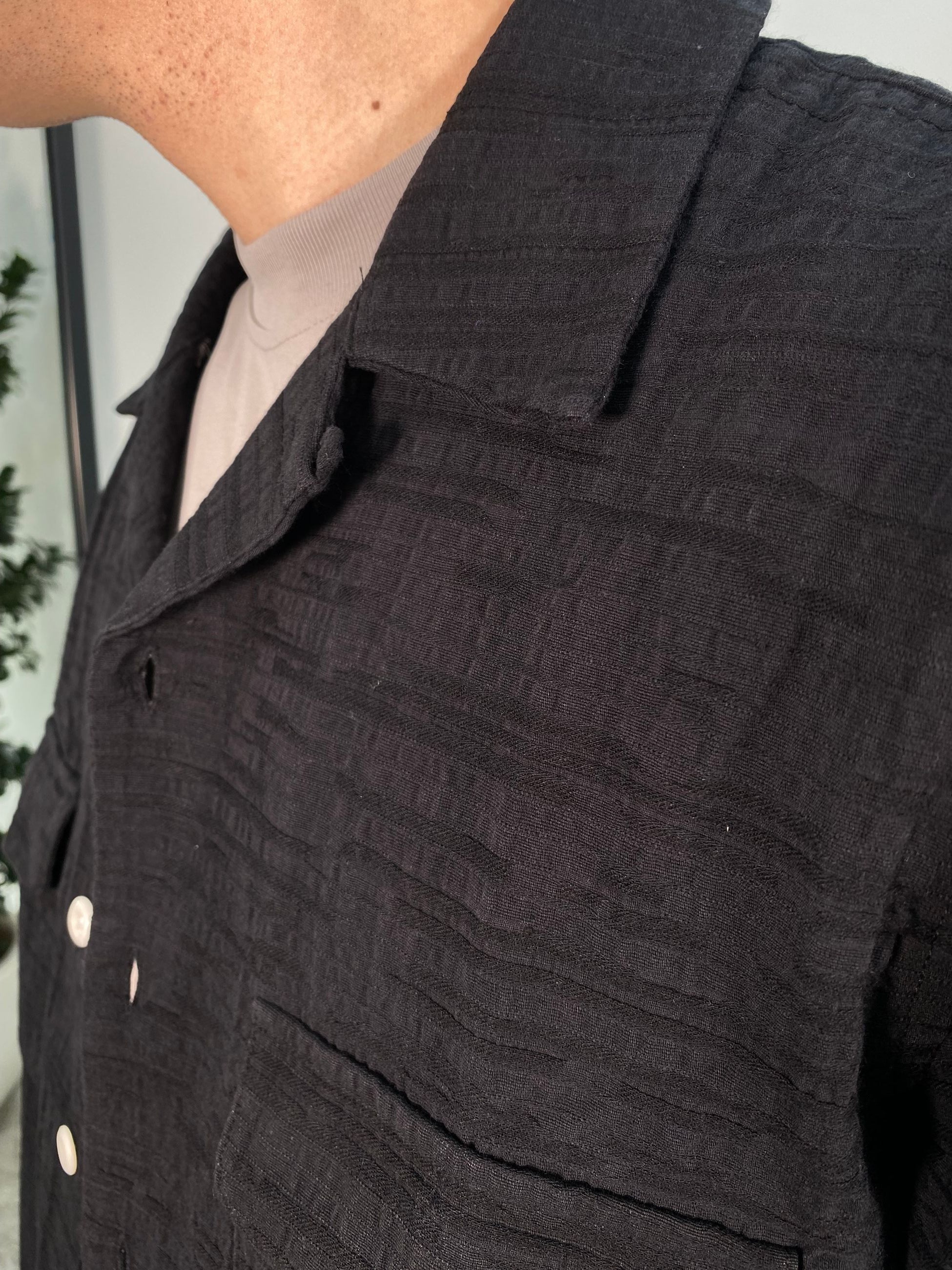 CAMICIA MANICA CORTA STRUTTURATA CON TASCONI IN MISTO COTONE/LINO - OVER FIT GLW7816S.NER