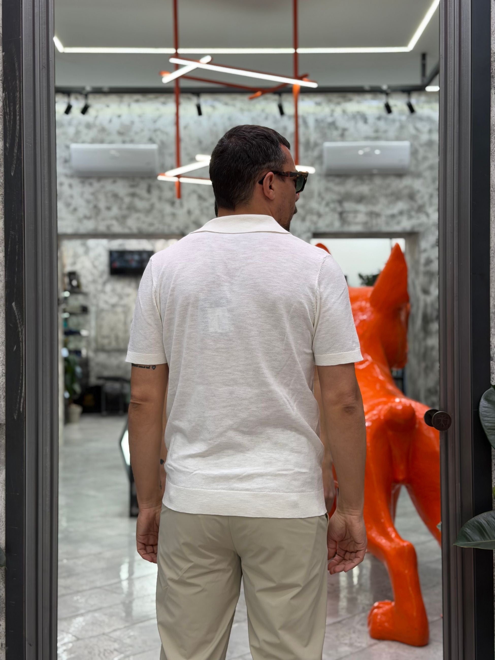 POLO DERBY MANICA CORTA IN 100% COTONE PREMIUM CON SCOLLO RICAMATO - REGULAR FIT ME3195SS.OFFW