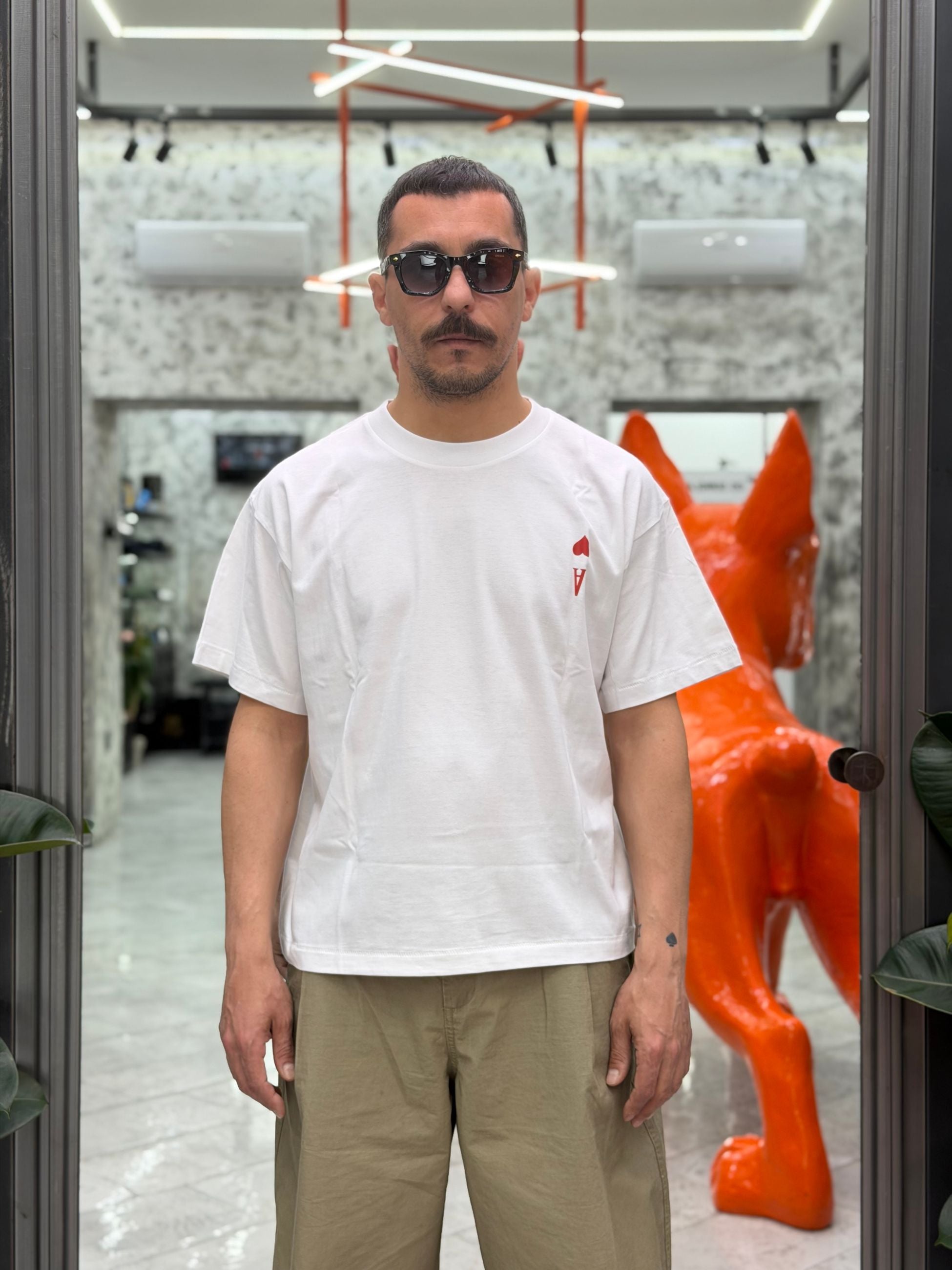 T-SHIRT RISKTAKER BOXY/CROPPED FIT CON STAMPA SUL RETRO RISKTAKER.BIA