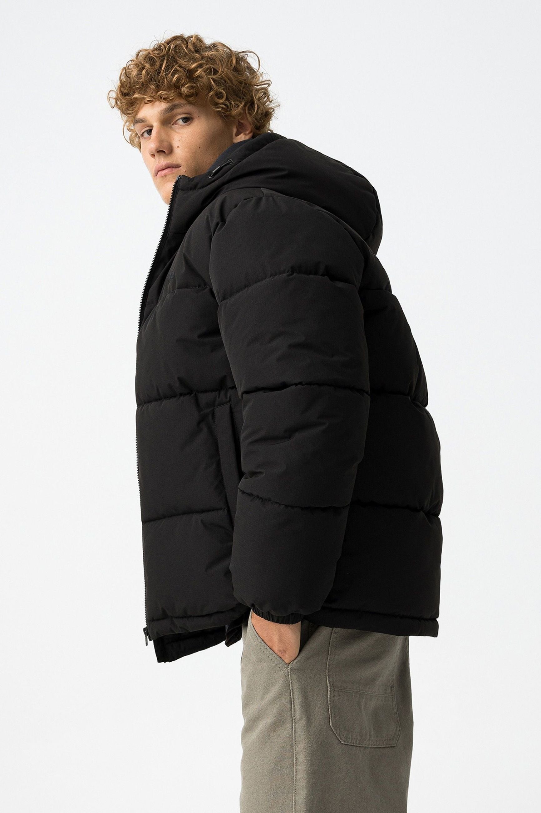 GIUBBINO BENNET IMBOTTITO CON CAPPUCCIO 10062544.NER