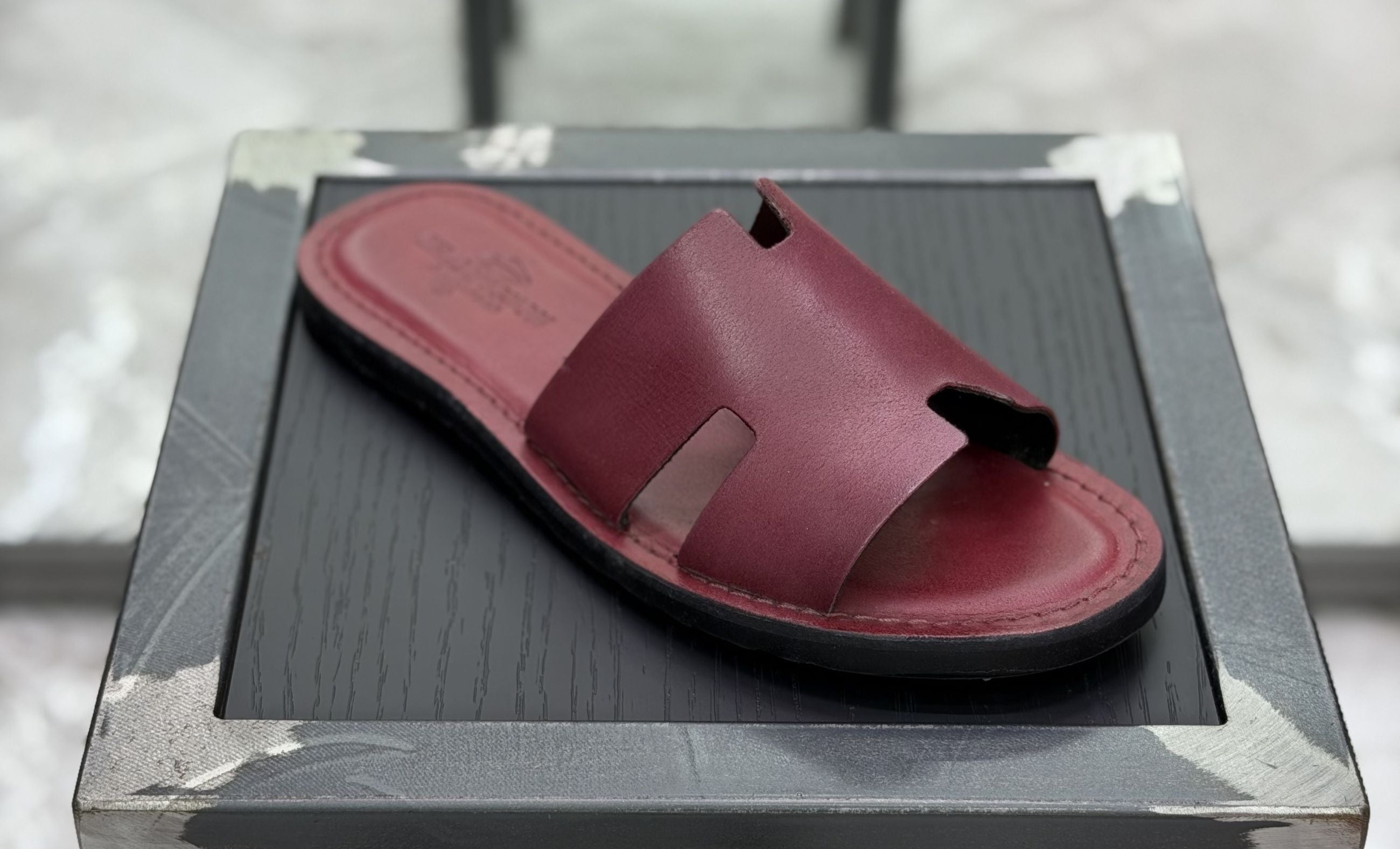 SANDALO IN PELLE MODELLO HERMES SANH25.BOR