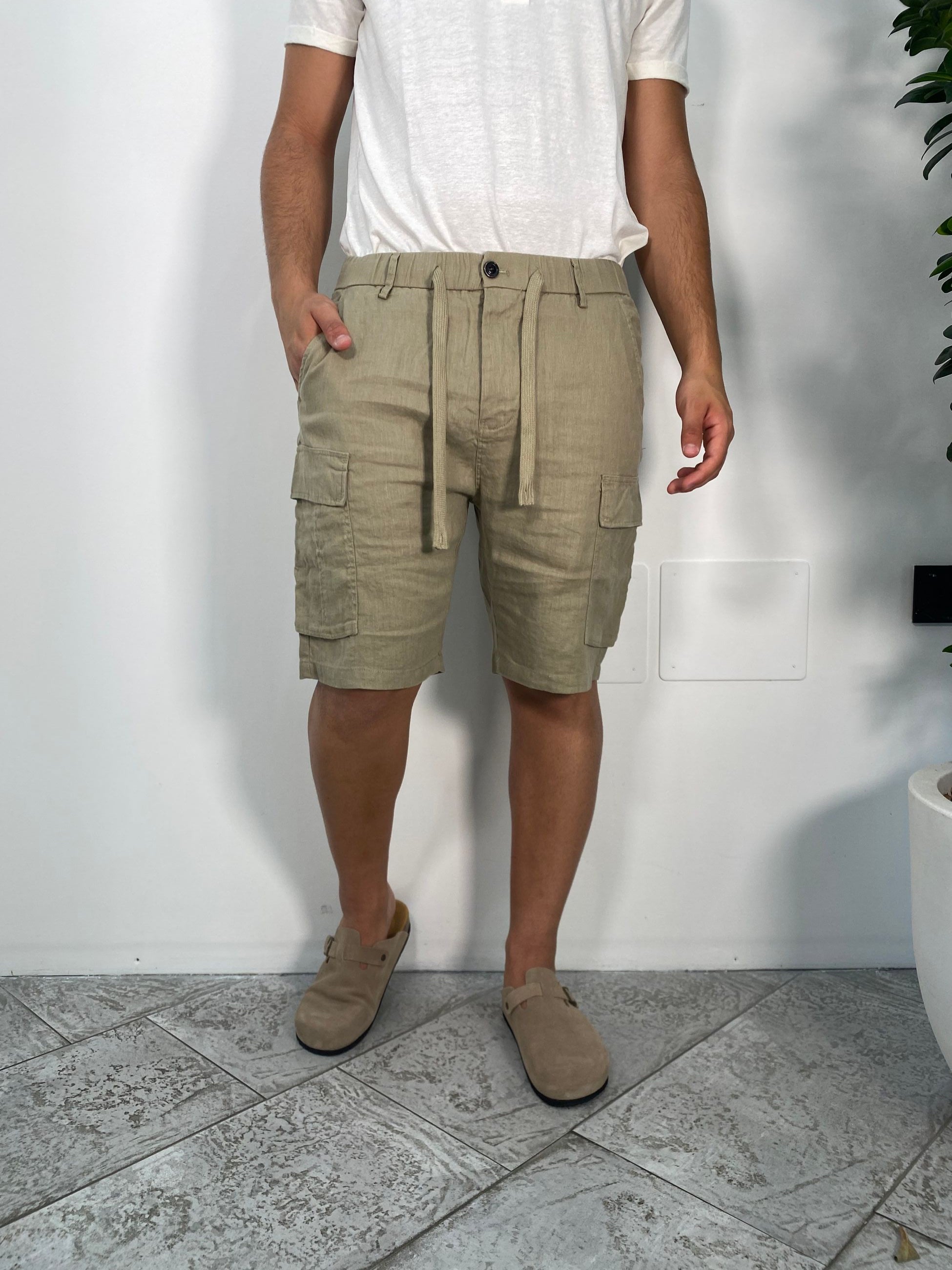 BERMUDA CARGO CON TASCONI ED ELASTICO IN VITA IN 100% LINO - REGULAR FIT GL5101BD-S25.CAM