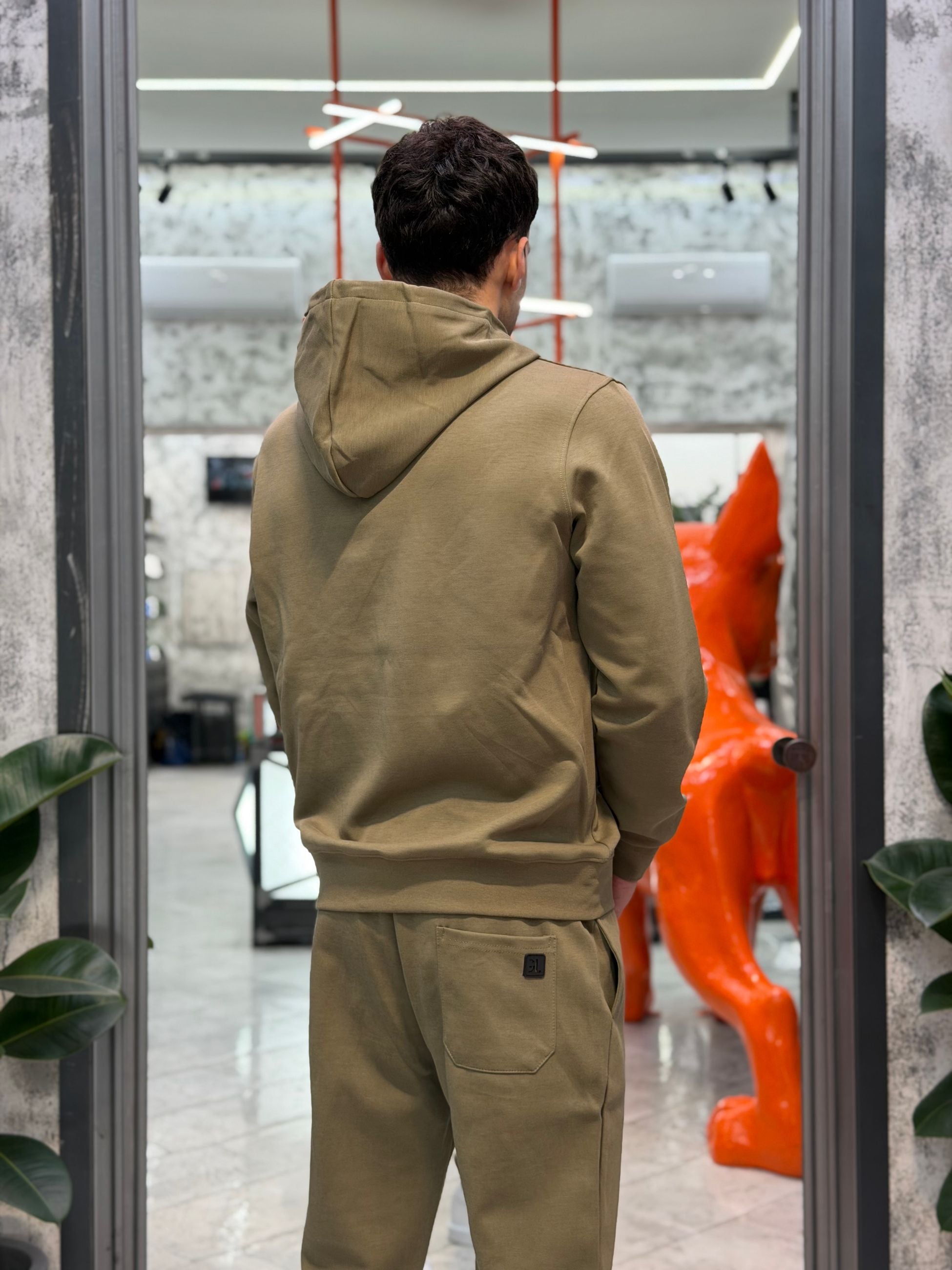 FELPA BASIC IN COTONE GARZATO CON CAPPUCCIO E TASCA A MARSUPIO - REGULAR FIT GL2125F-S26.VMIL