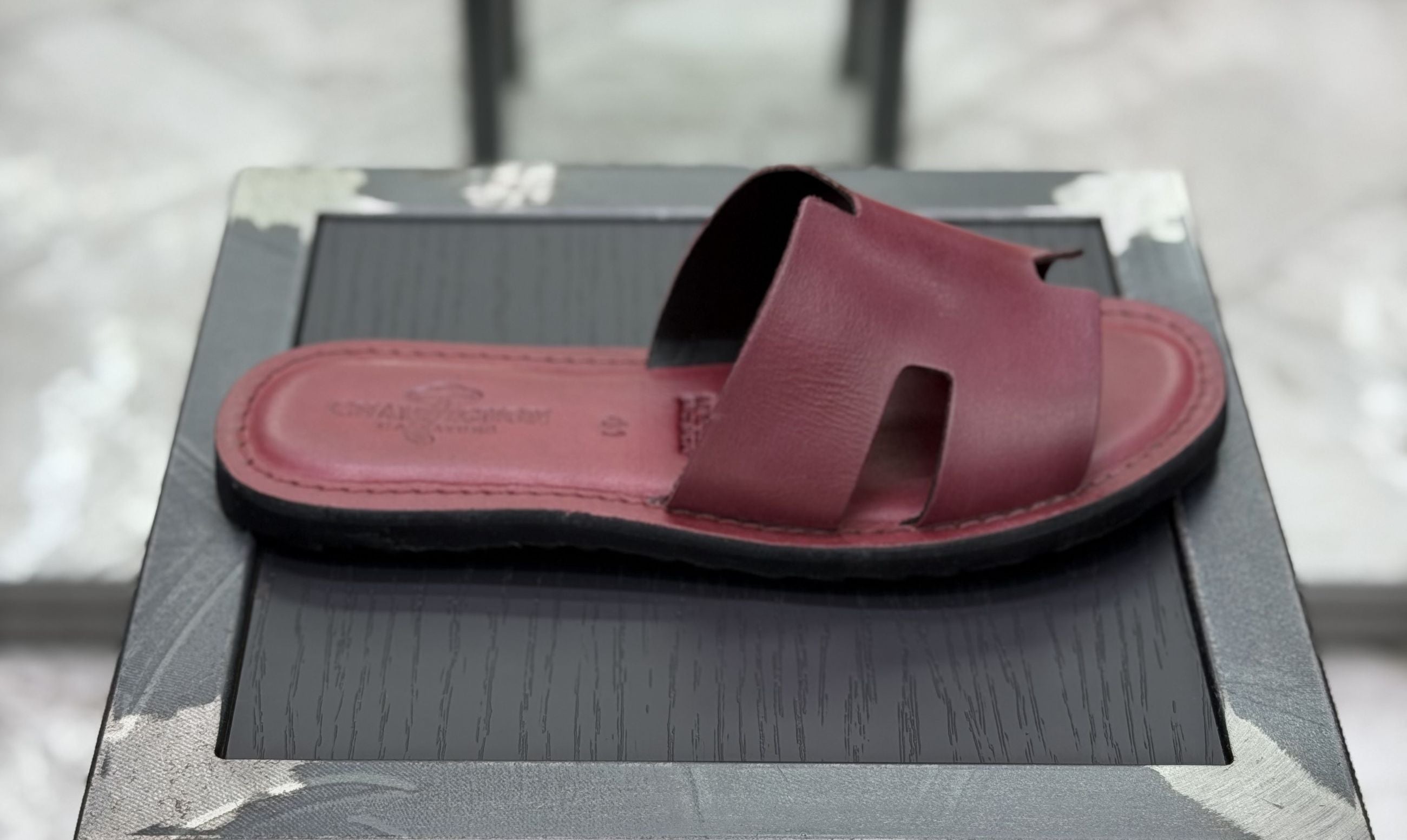 SANDALO IN PELLE MODELLO HERMES SANH25.BOR