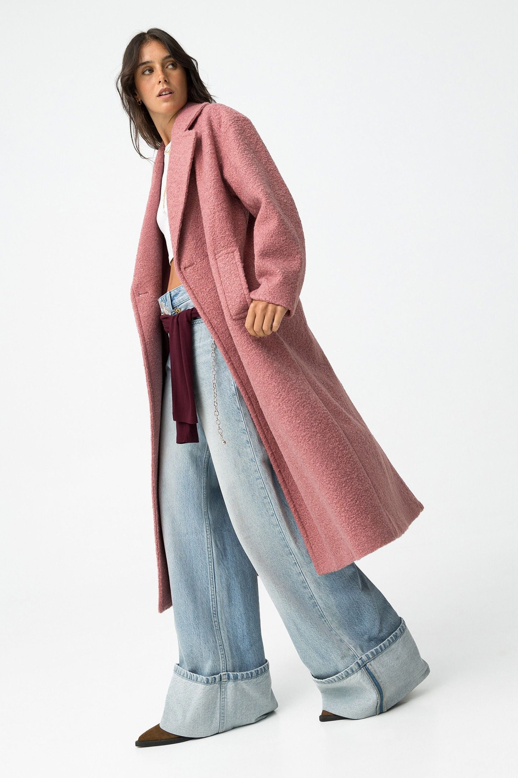 CAPPOTTO SUCKYLALA LUNGO IN BOUCLE', CON DUE TASCHE ANTERIORI, CHIUSURA DOPPIOPETTO E BOTTONI. REVERS A LANCIA - RELAXED FIT 10062220.ROS