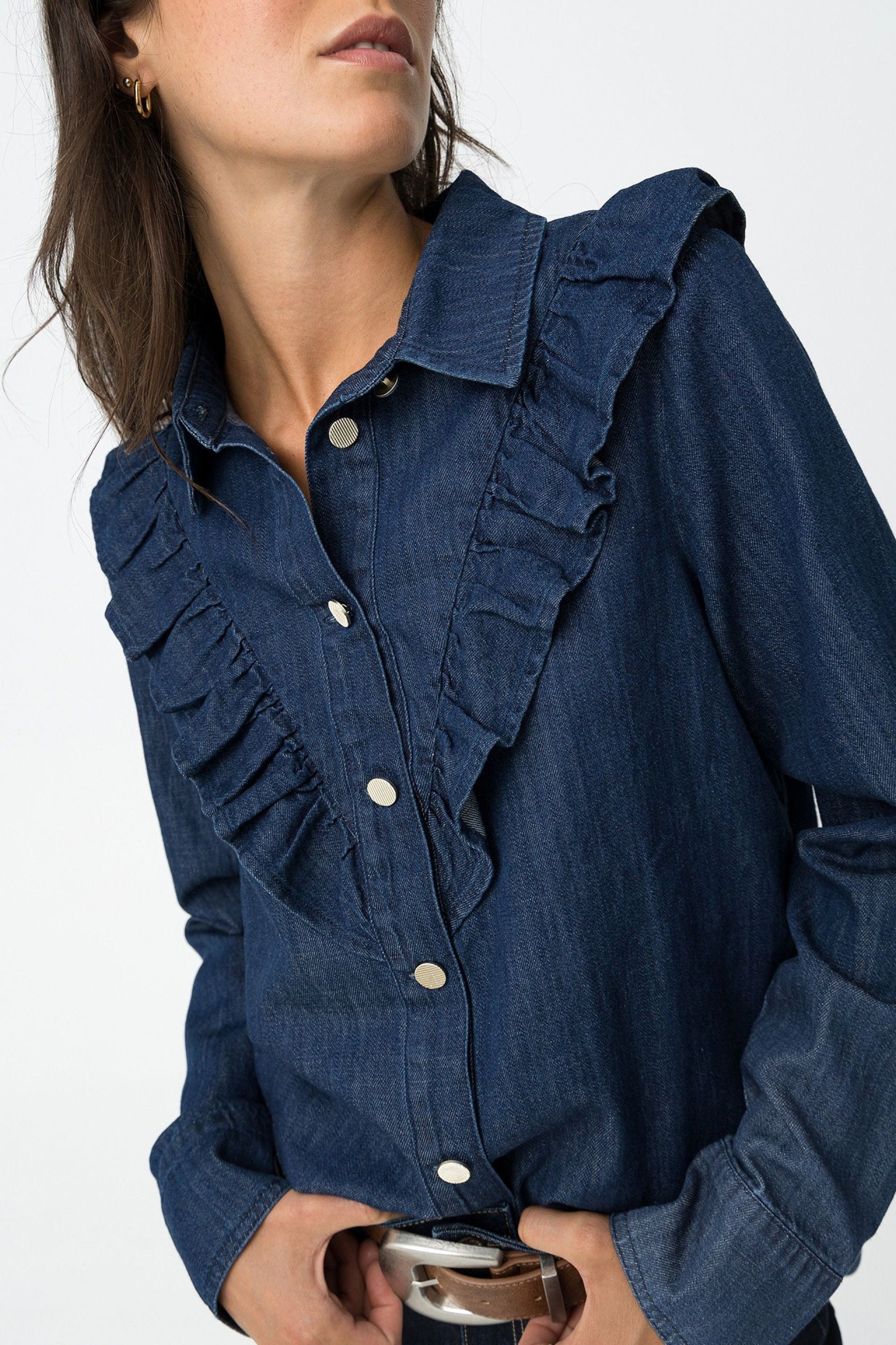 CAMICIA IN JEANS WEST CON ROUCHE E BOTTONI AUTOMATICI IN METALLO - REGULAR FIT 10062765