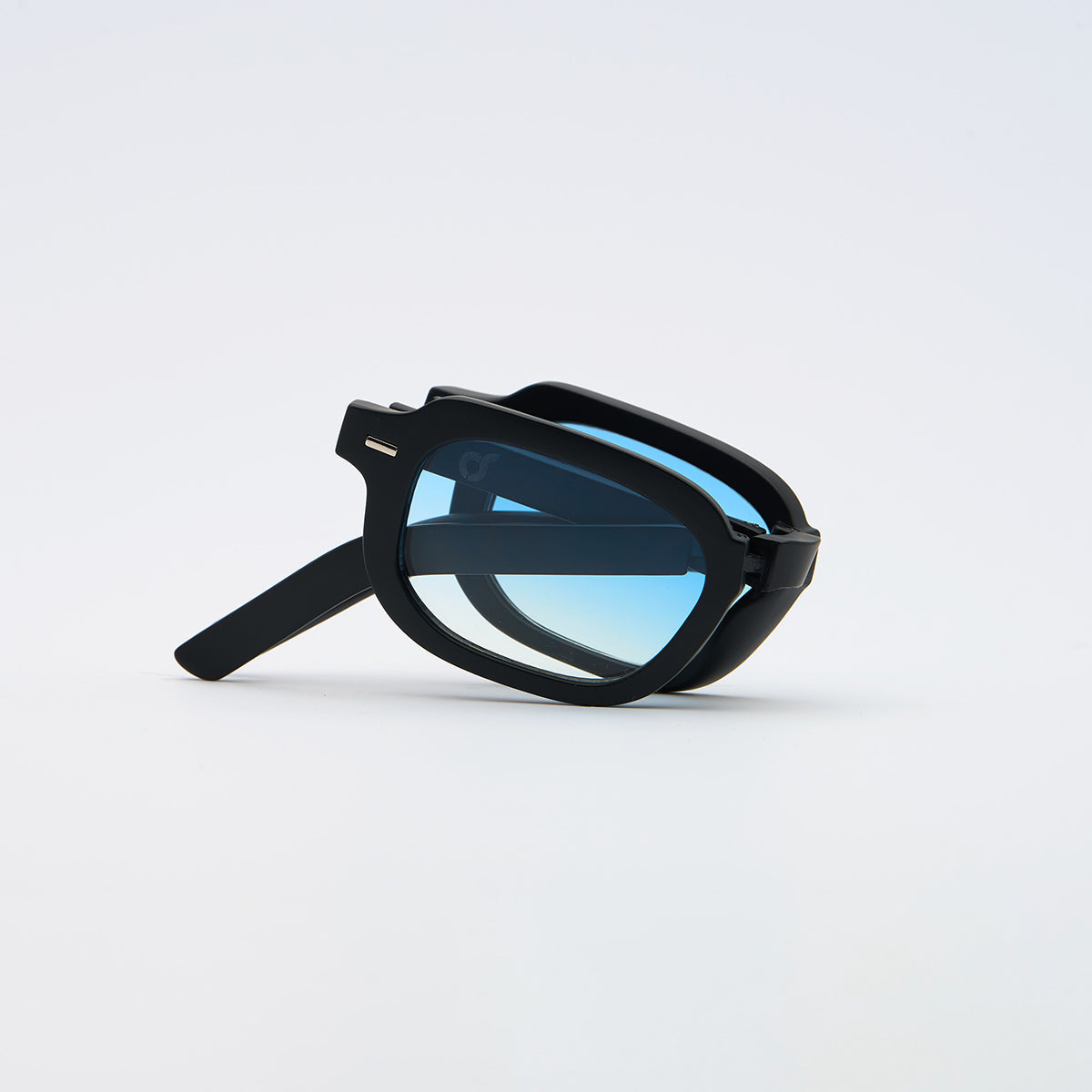 OCCHIALI IBIZA
MONTATURA NERO
LENTI BLU OS2067-C02