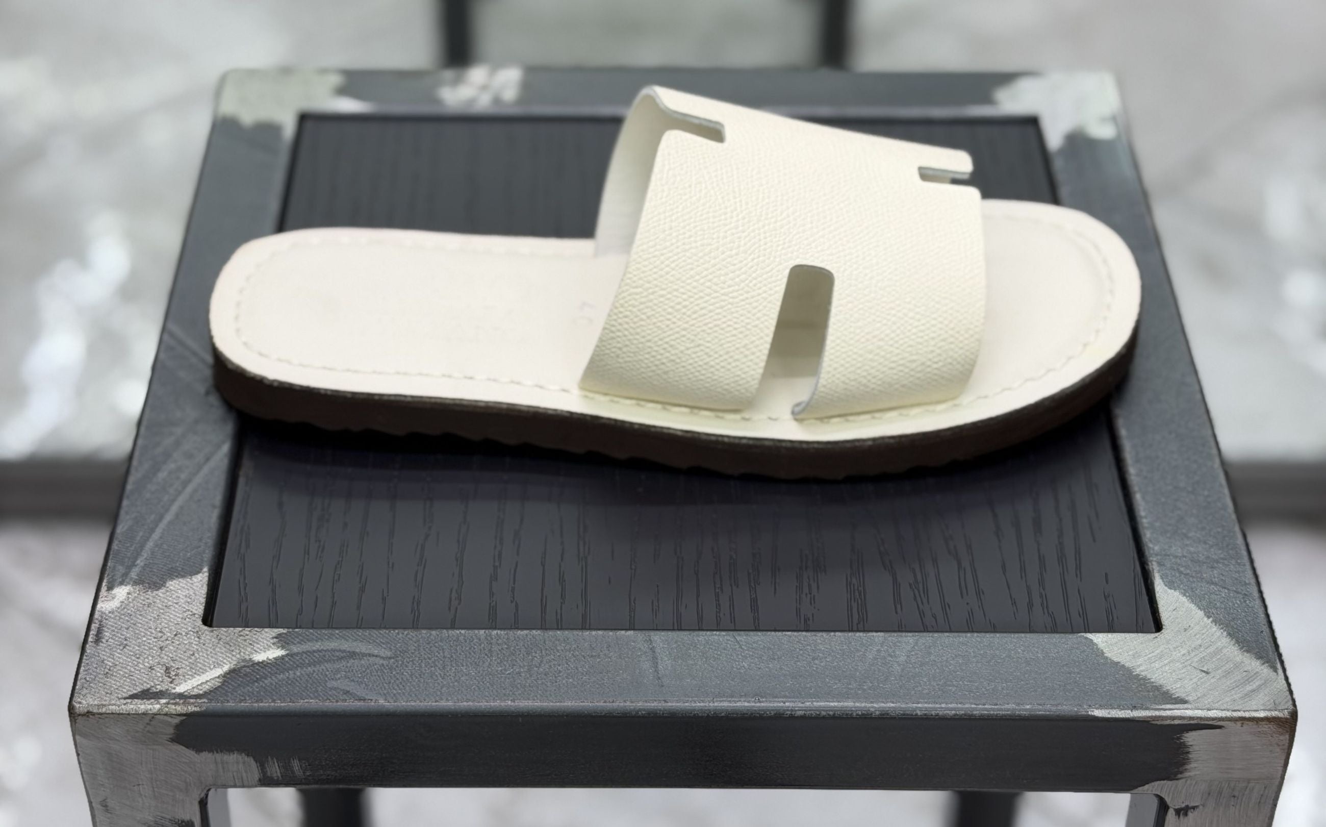 SANDALO IN PELLE MODELLO HERMES SANH25.AVO