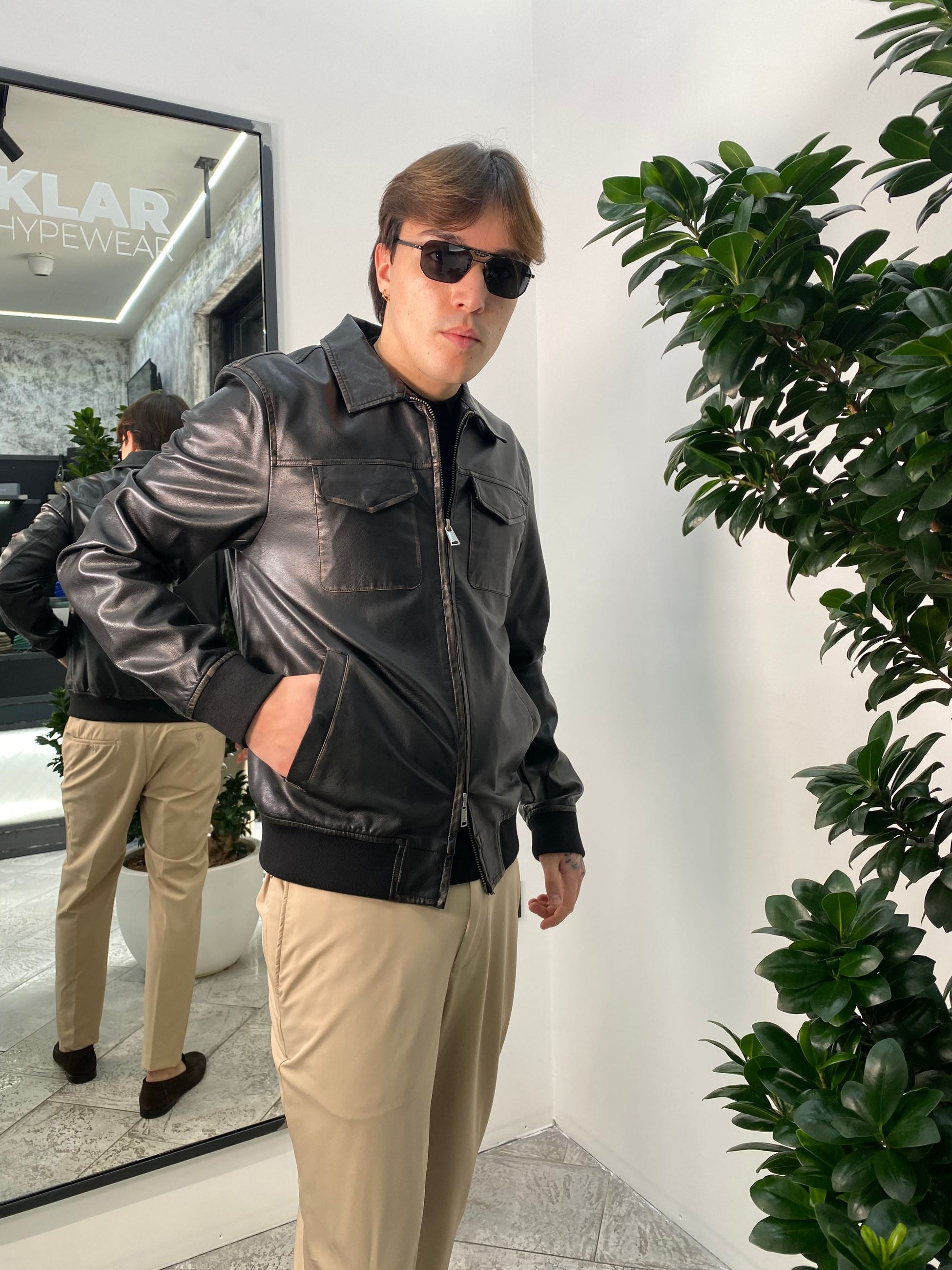 GIUBBINO IN ECOPELLE MODELLO AVIATOR EFFETTO VINTAGE CON TASCHINI - REGULAR FIT GL9810.NER