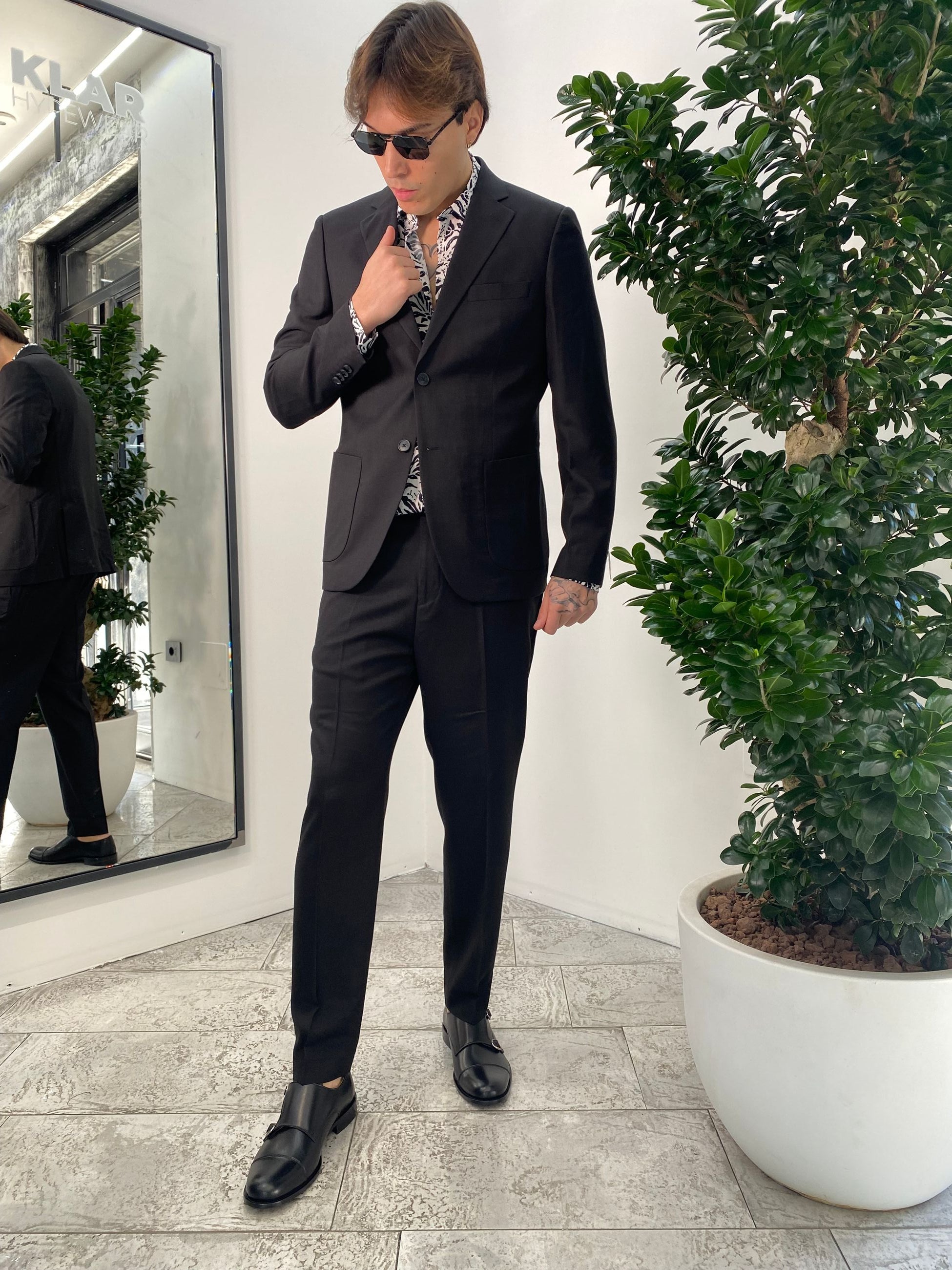 ABITO COMPLETO GIACCA MONOPETTO E PANTALONE IN TESSUTO EFFETTO FIAMMATO - REGULAR FIT ABE43SS.NER
