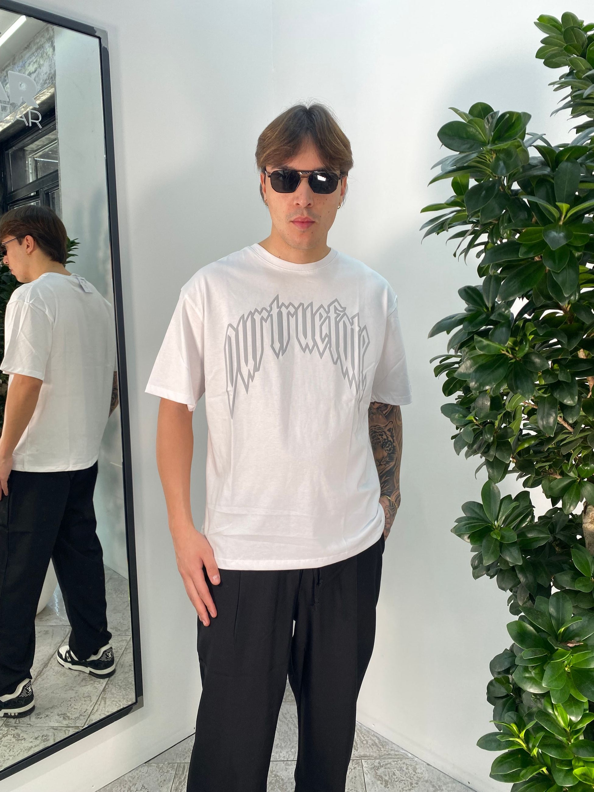 T-SHIRT IN JERSEY DI COTONE CON STAMPA A RILIEVO - SEMI OVER FIT 39567.BIA