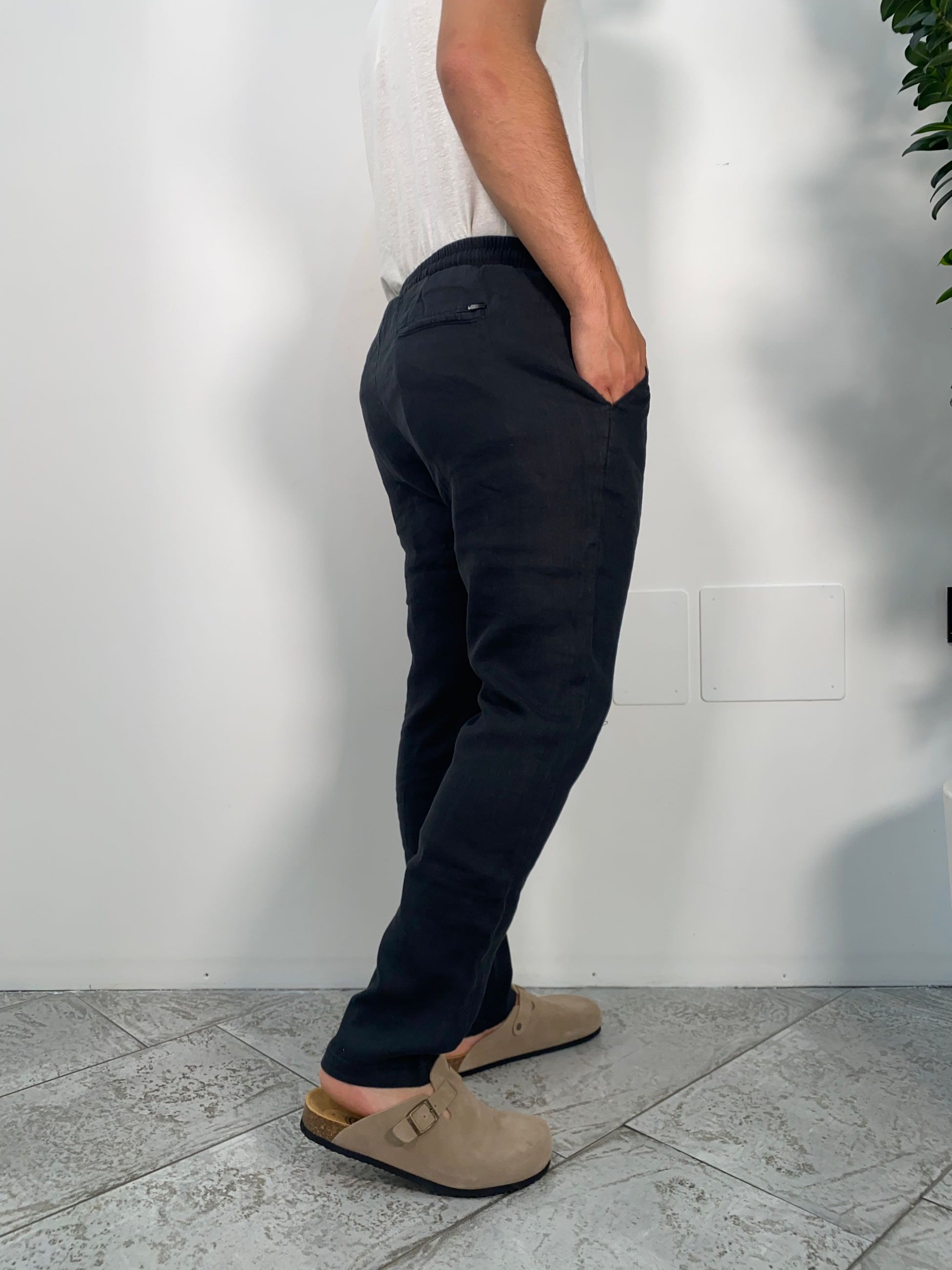 PANTALACCIO IN 100% LINO CON ACCESSORIO CATENA REMOVIBILE - REGULAR FIT FJ3270-S25.NER