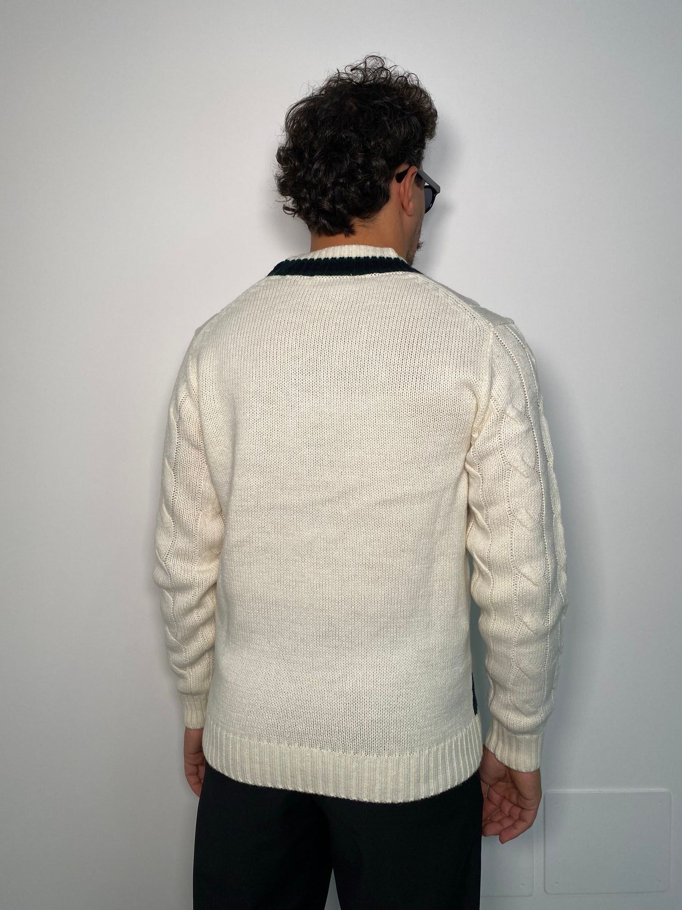 MAGLIA SCOLLO V PUNTA DI DIAMANTE A TRECCE FINEZZA 7 IN MISTO LANA - REGULAR FIT