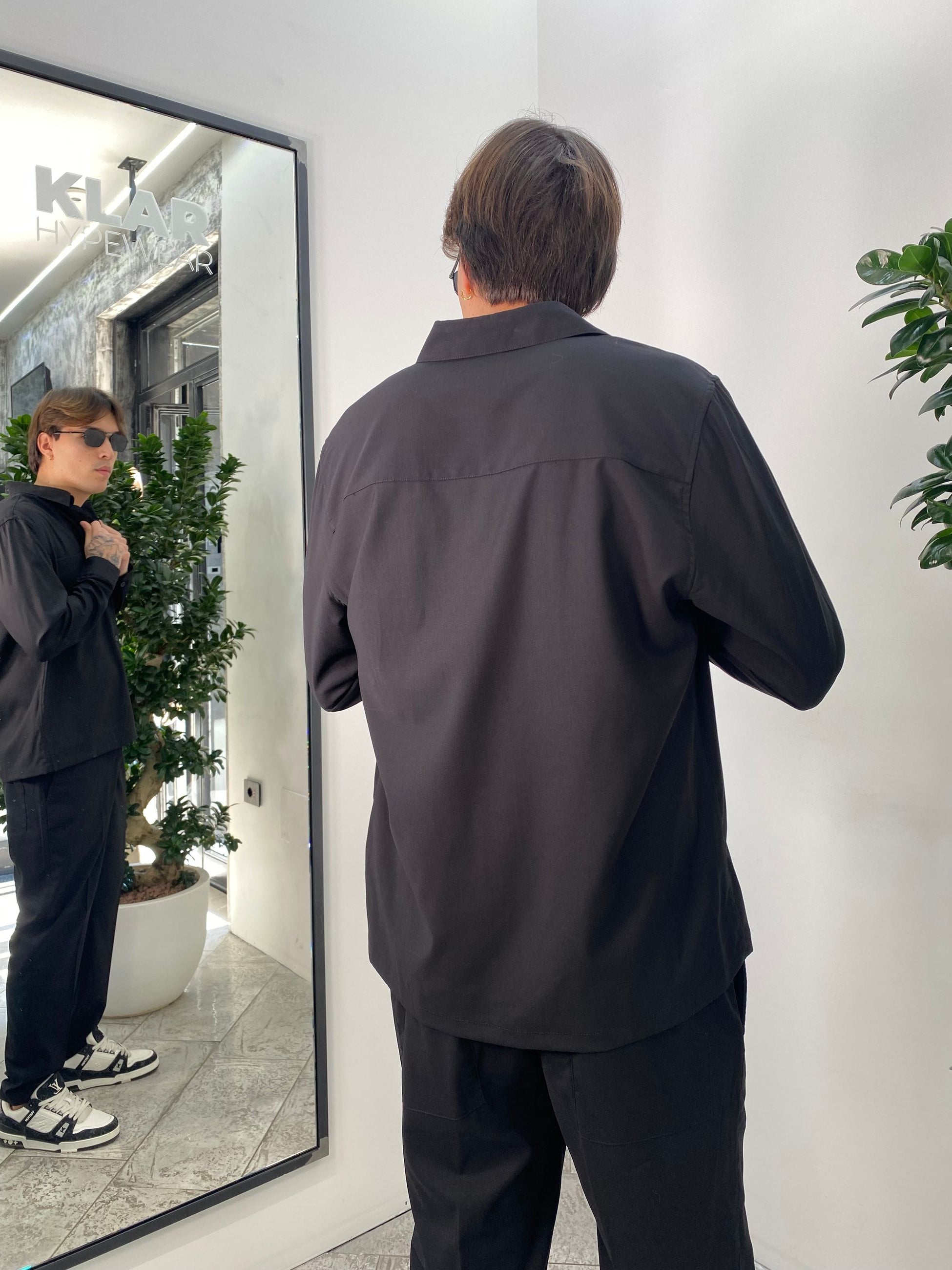 OVERSHIRT DA COORDINATO IN TESSUTO ELEGANTE CON TASCHINO - RELAXED FIT GBE1014SS.NER