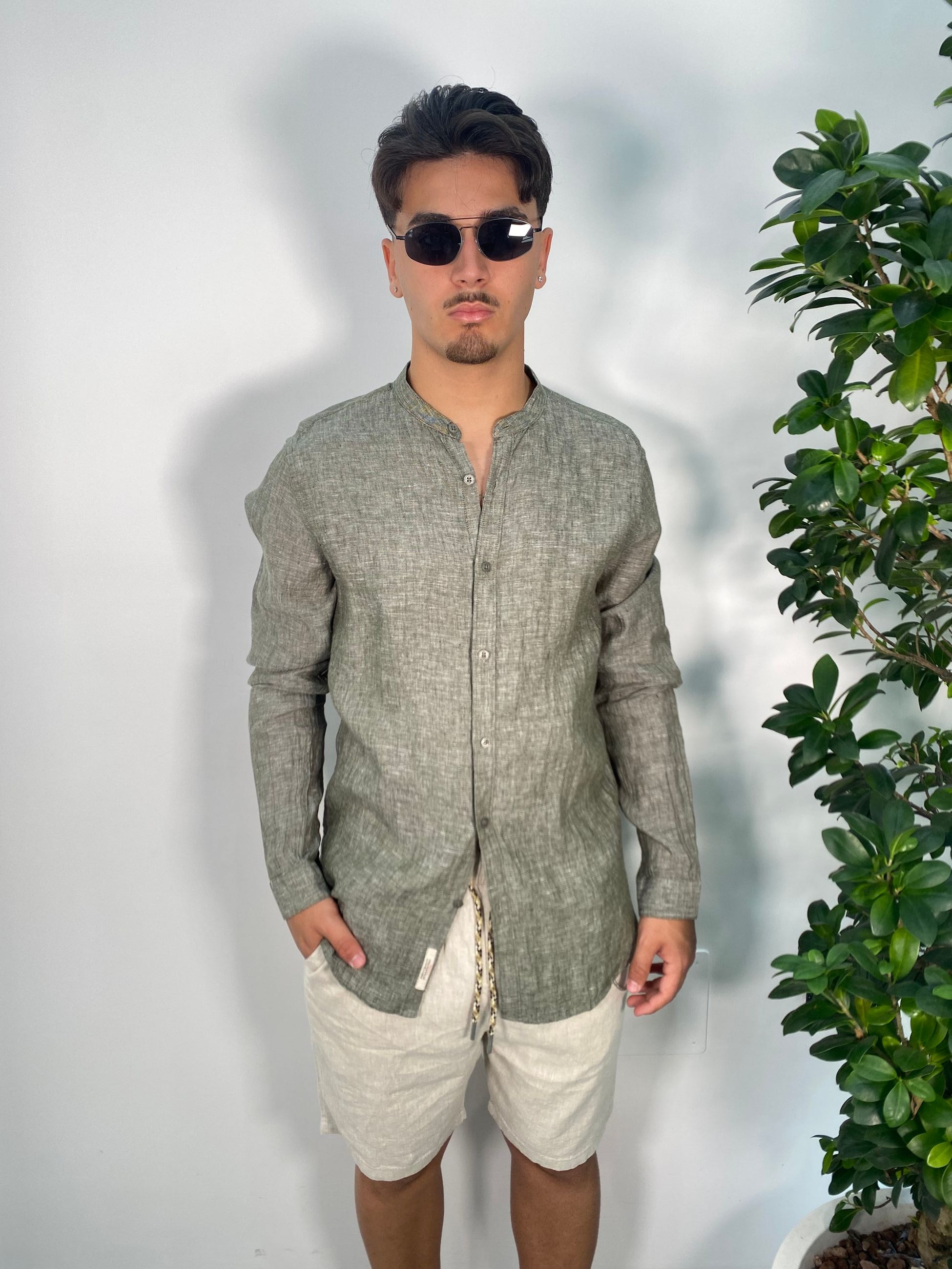 CAMICIA IN LINO FIAMMATO COLLO COREANO - REGULAR FIT GL7733S-S25.VMIL