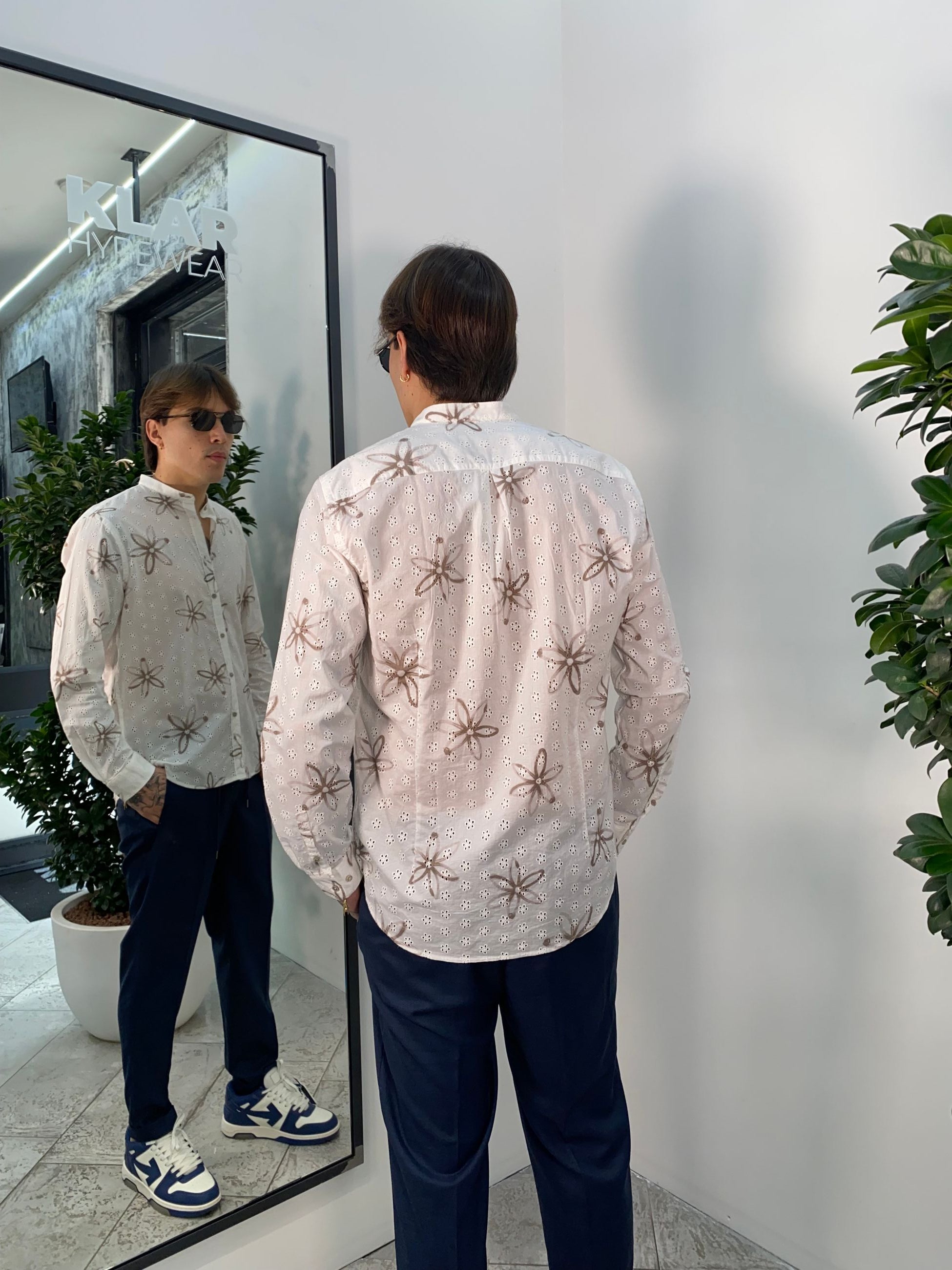 CAMICIA IN 100% COTONE PREMIUM COLLO COREANO LAVORAZIONE MACRAME' E FIORI DIPINTI - REGULAR FIT LACE15