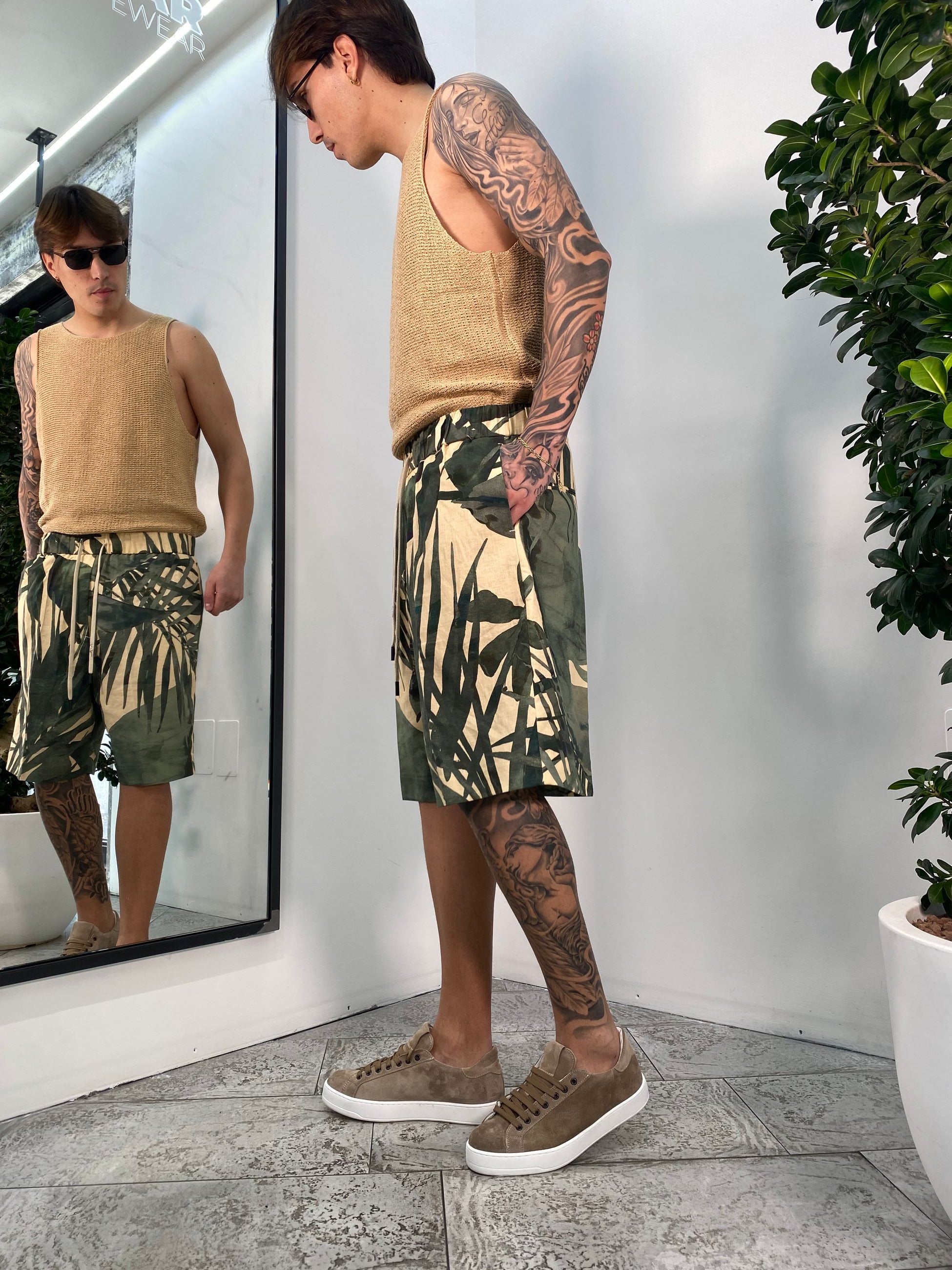 BERMUDA DA COORDINATO CON ELASTICO IN MISTO LINO/COTONE FANTASIA TROPICALE - RELAXED FIT BE3256