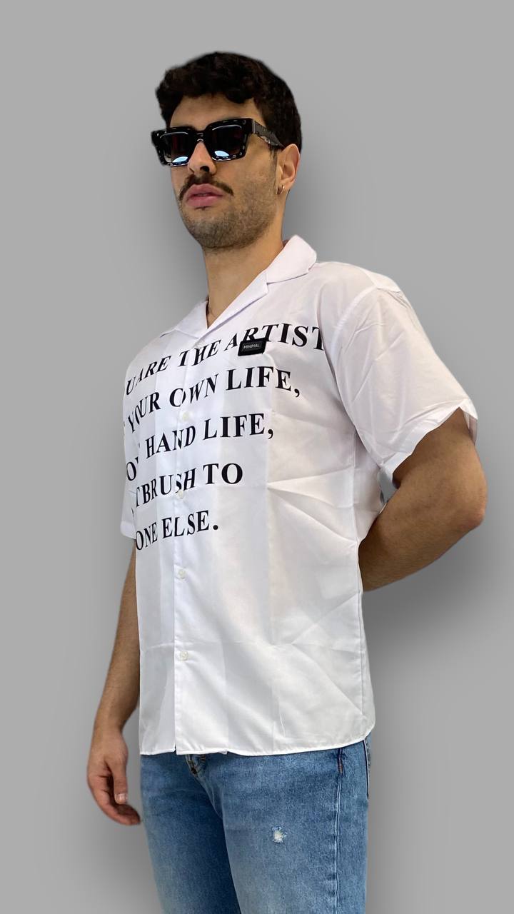 CAMICIA MEZZA MANICA CON SCRITTA SUL DAVANTI E STAMPA COCKTAIL SUL RETRO - OVER FIT