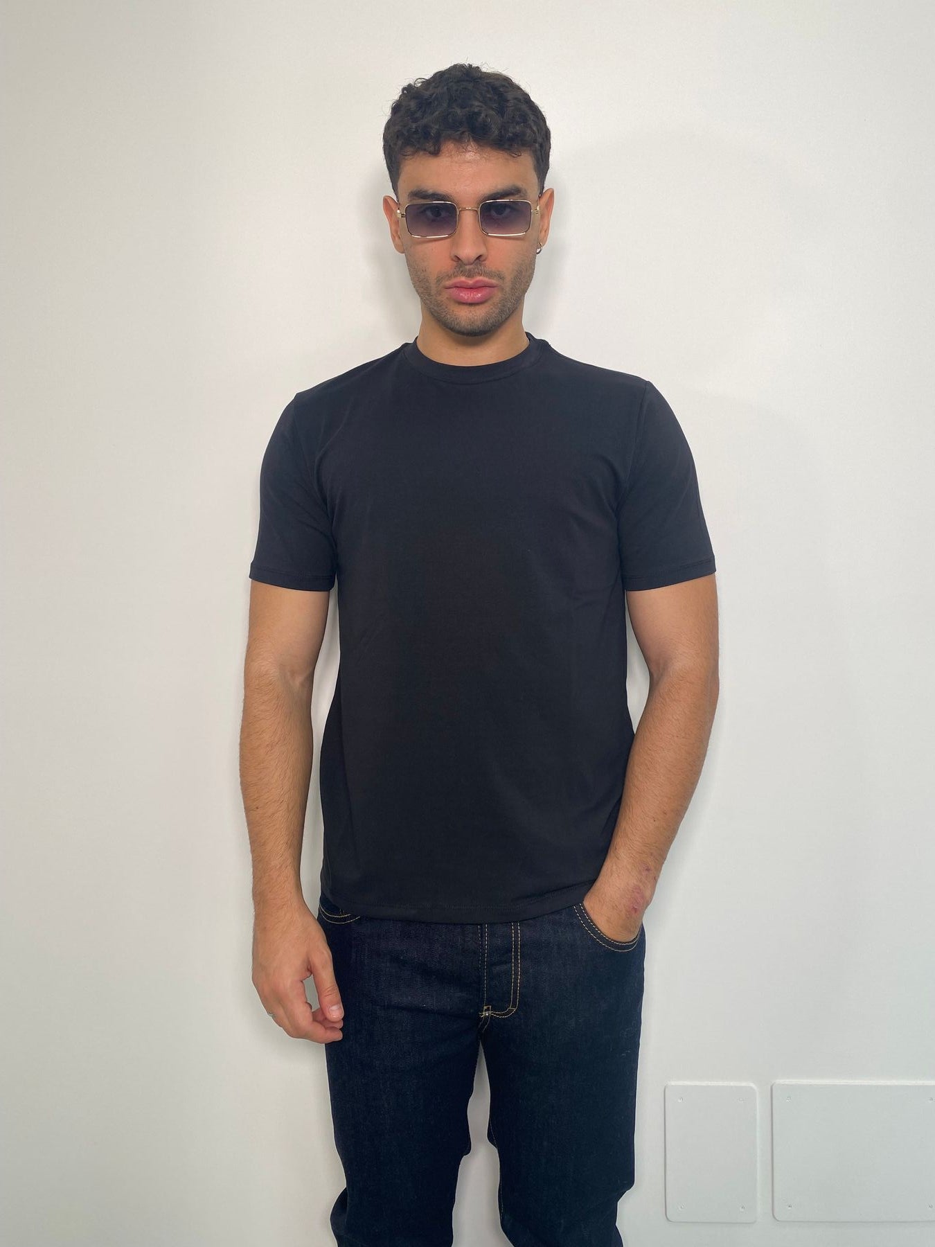 T-SHIRT BASIC IN COTONE ELASTICIZZATO - REGULAR FIT