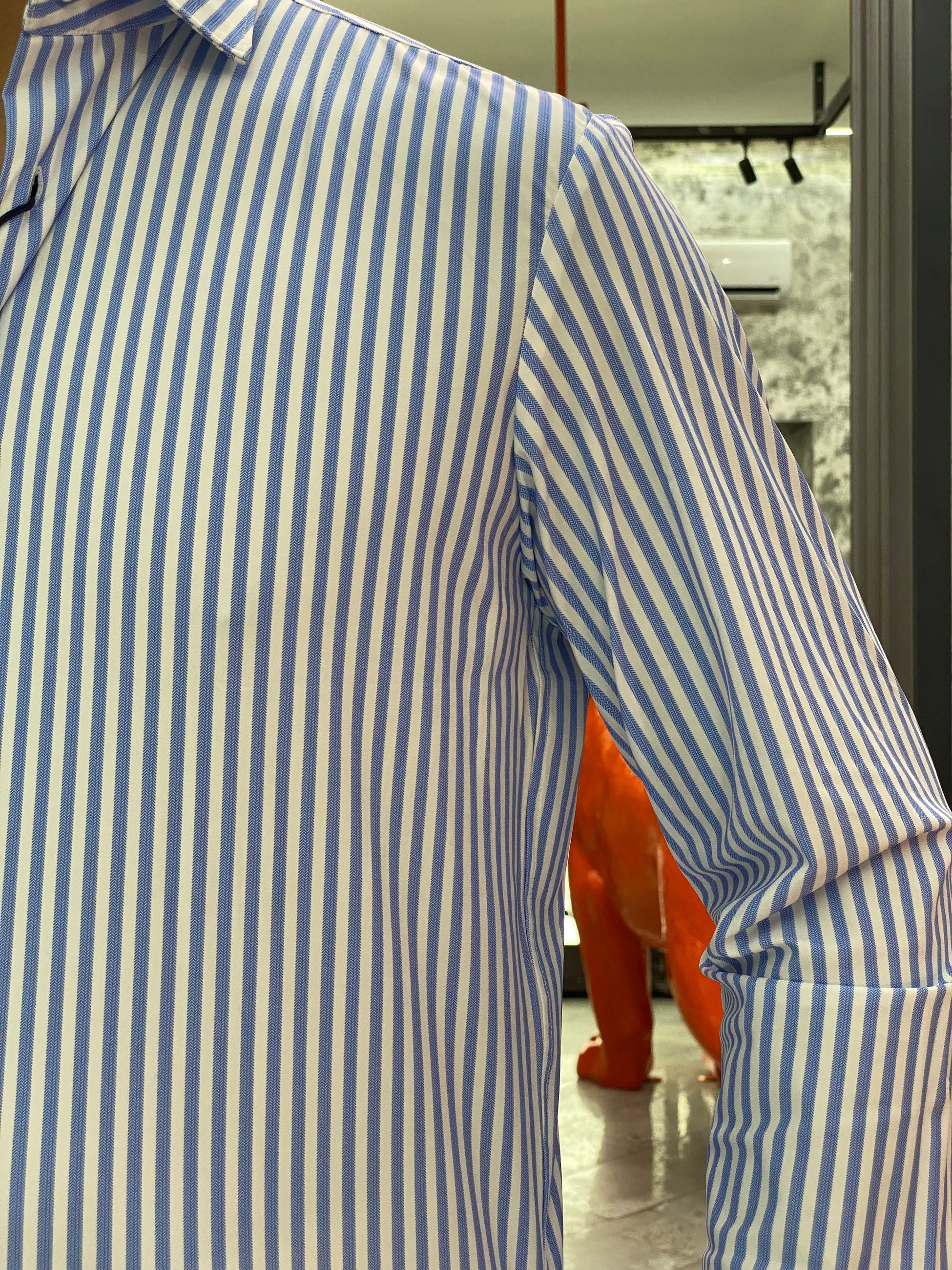 CAMICIA NO STIRO IN TESSUTO PREMIUM FANTASIA RIGHE SPIGATE - REGULAR FIT FIO3044NY.AZZ
