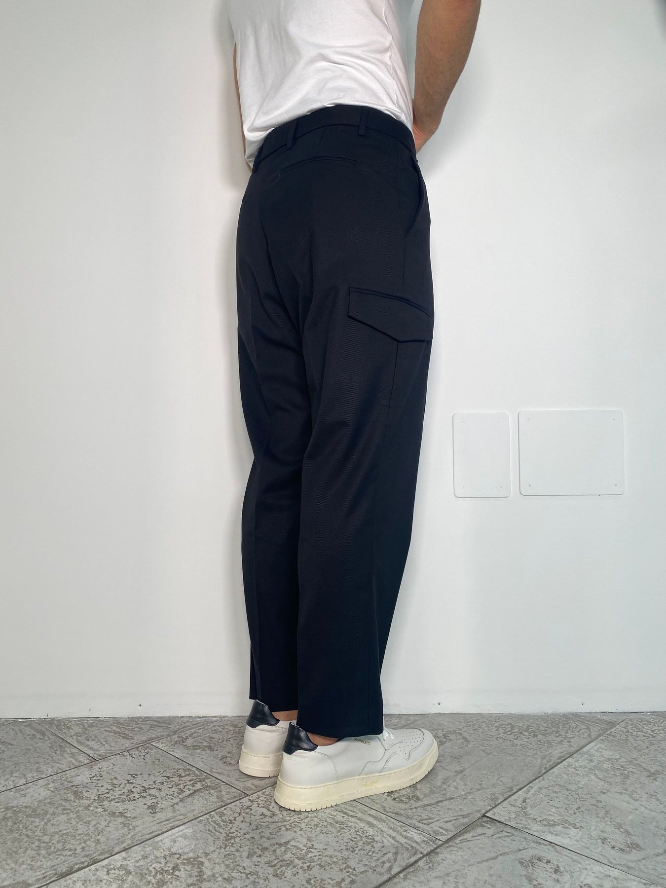 PANTALONE FONDO REGOLARE CON TASCONI A SCOMPARSA - REGULAR FIT