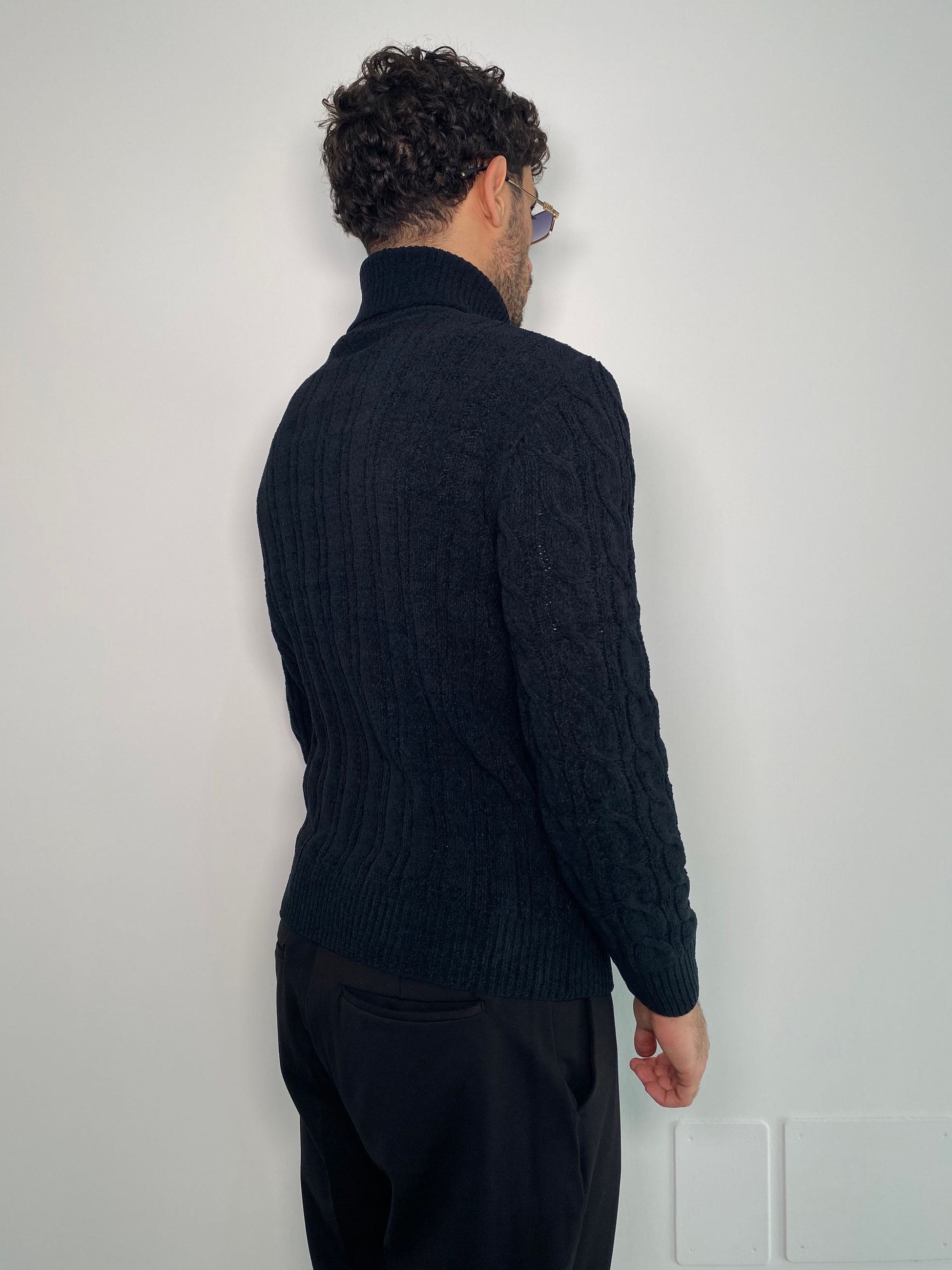 MAGLIA DOLCEVITA TRAMA TRECCE IN MORBIDA CINIGLIA - SLIM FIT