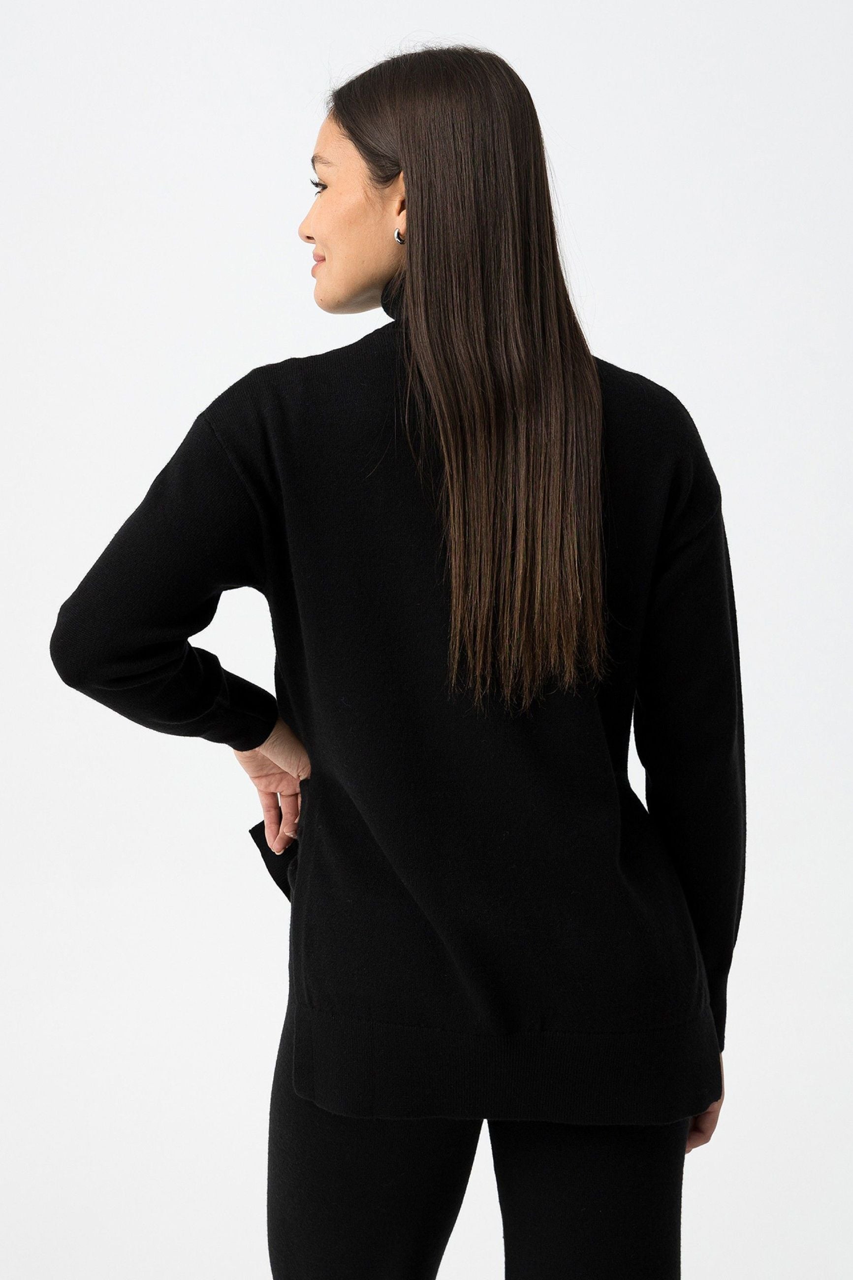 MAGLIA DA COMPLETO MAB_1C ASIMMETRICA CON COLLO ALTO - COMFORT FIT 10061664.NER