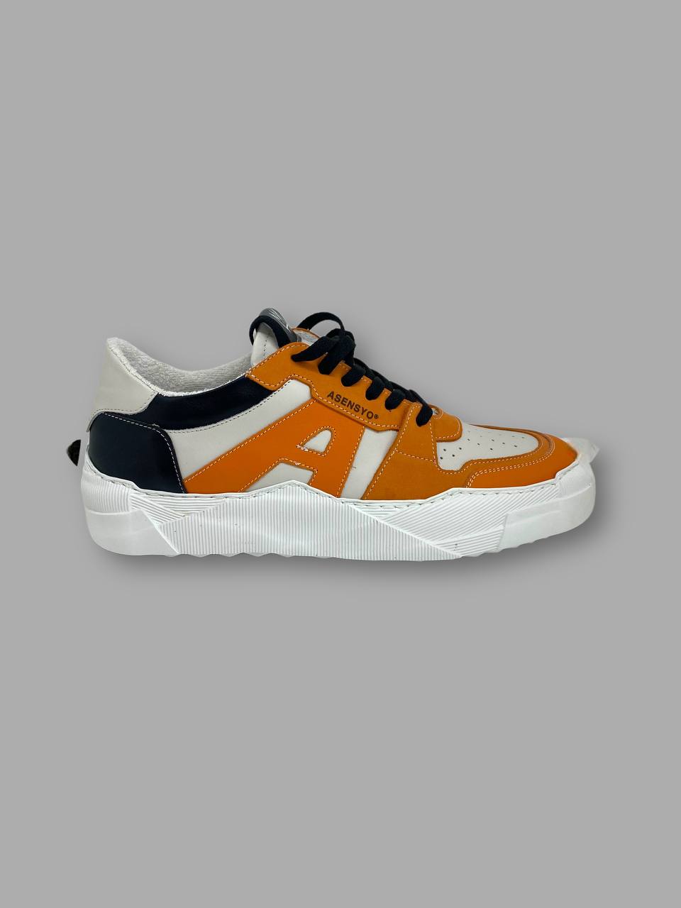 SNEAKERS BASSE IN PELLE BICOLOR CON LOGO