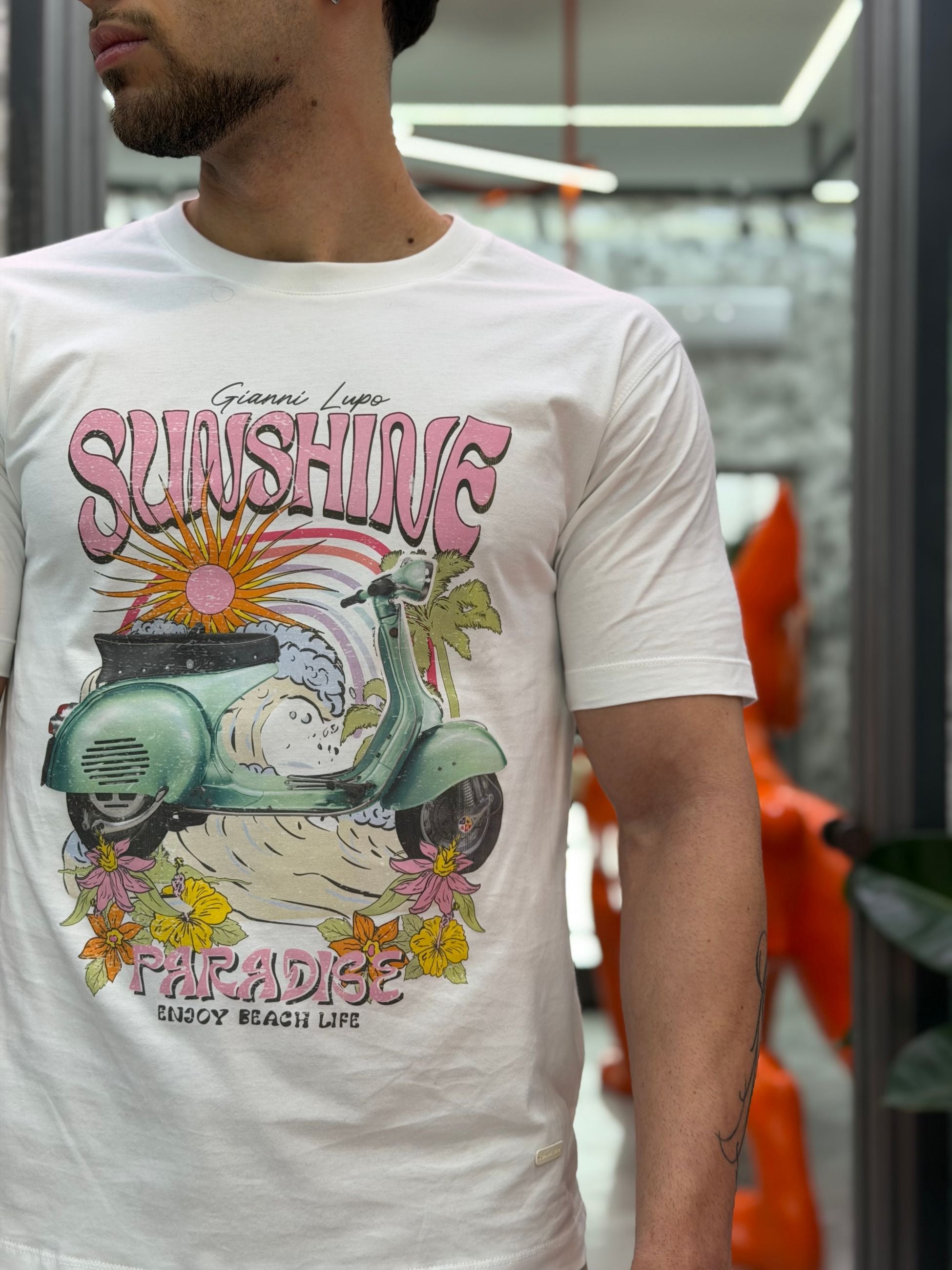 T-SHIRT IN 100% COTONE CON STAMPA VESPA - REGULAR FIT GL662W