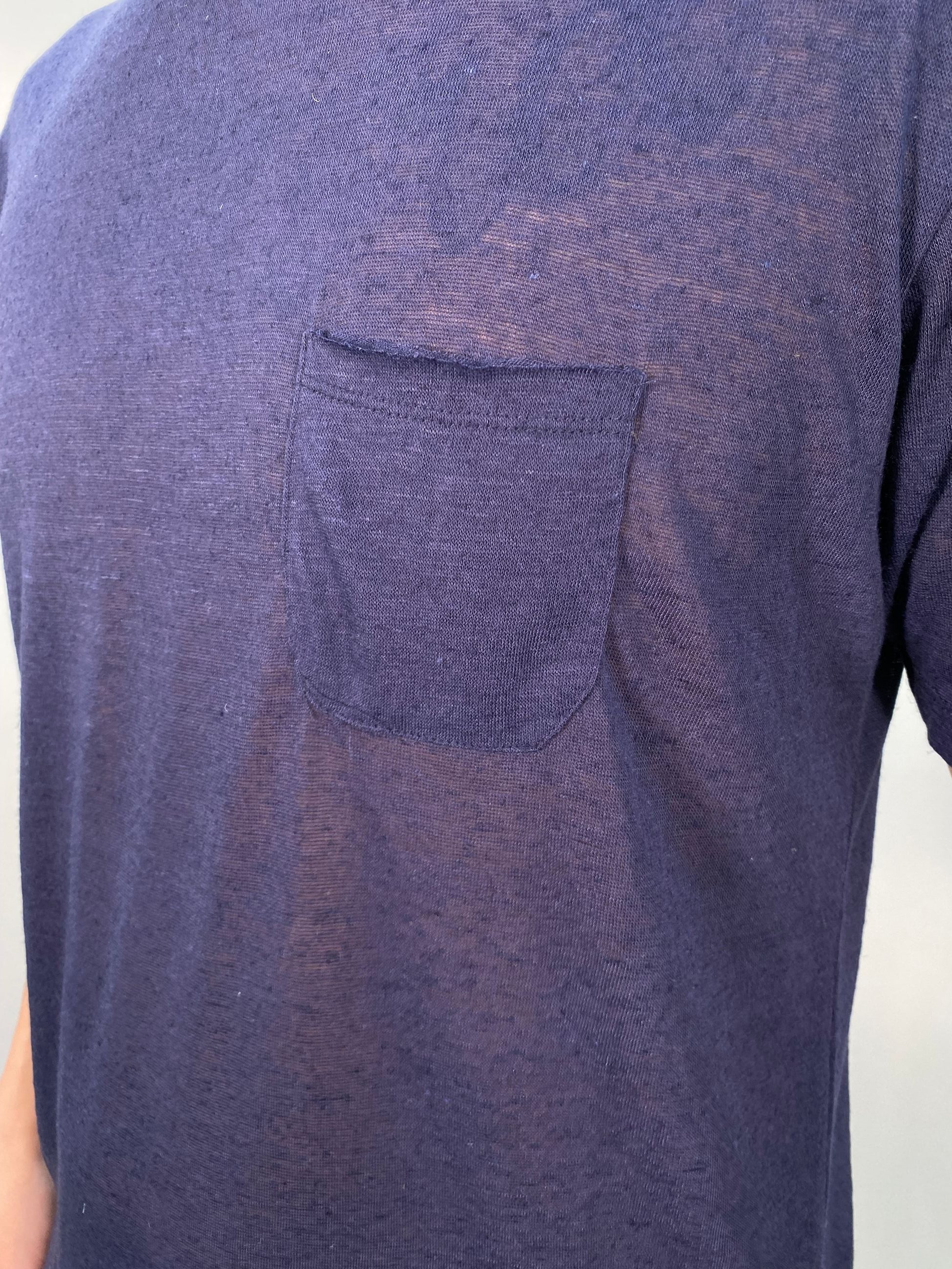 T-SHIRT IN MISTO LINO EFFETTO PUNTINATO CON TASCHINO - REGULAR FIT TE2956SS.BLU