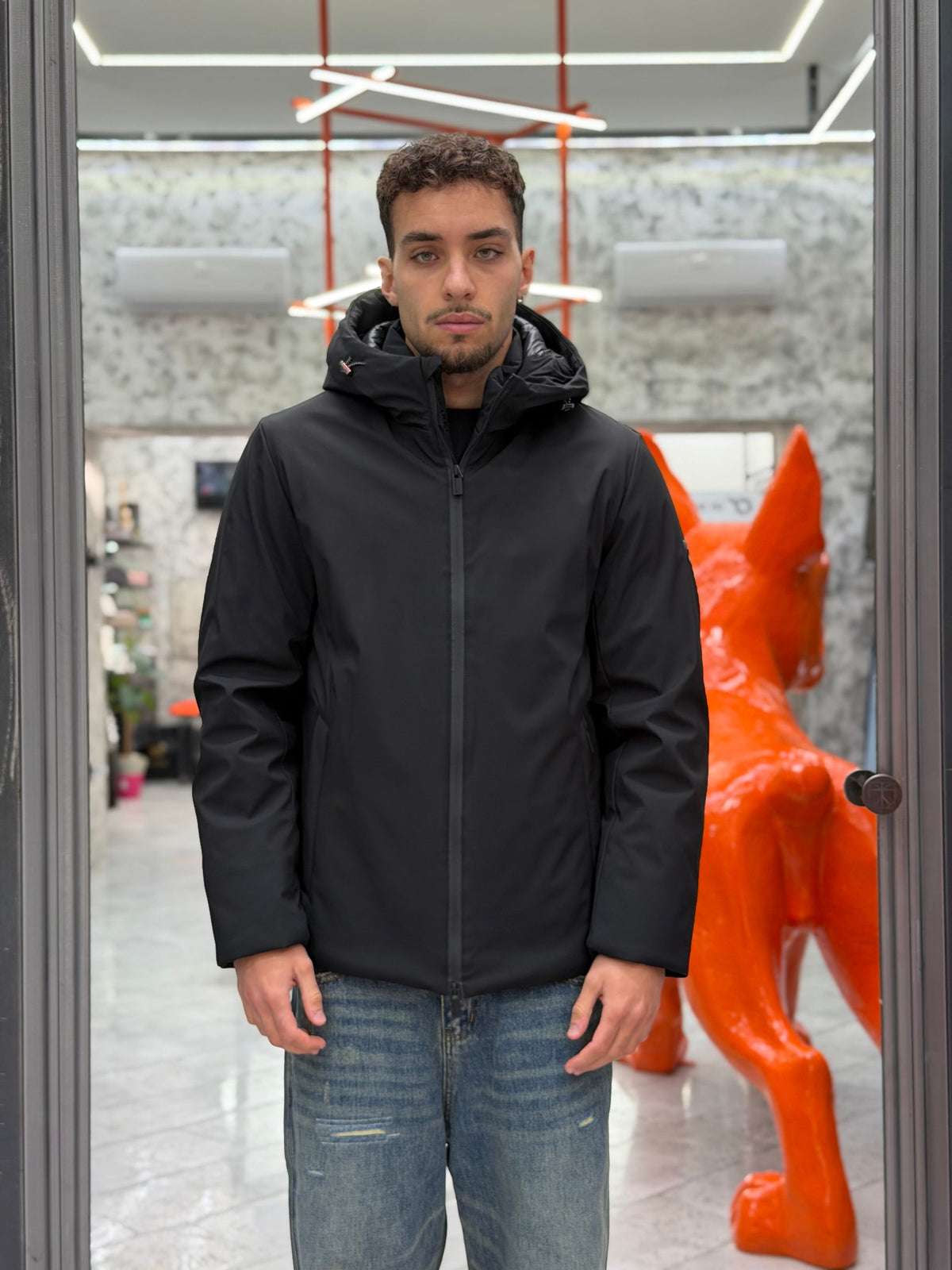 PARKA CORTO CON CAPPUCCIO IN TESSUTO TECNICO WATERPROOF & WINDPROOF - REGULAR FIT MK24006.NER