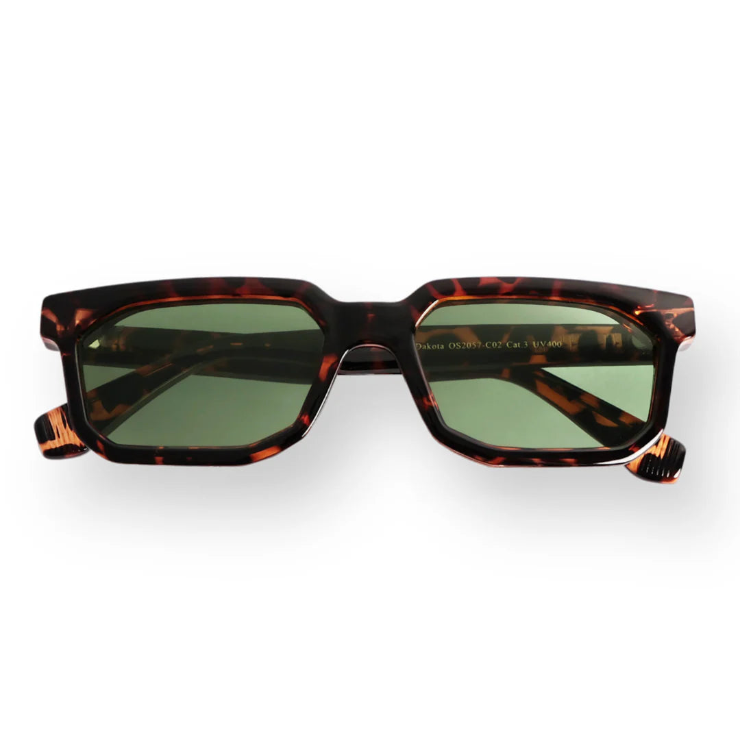 OCCHIALI DAKOTA
COLORE MONTATURA TARTARUGATO
COLORE LENTE VERDE OS2057-C02