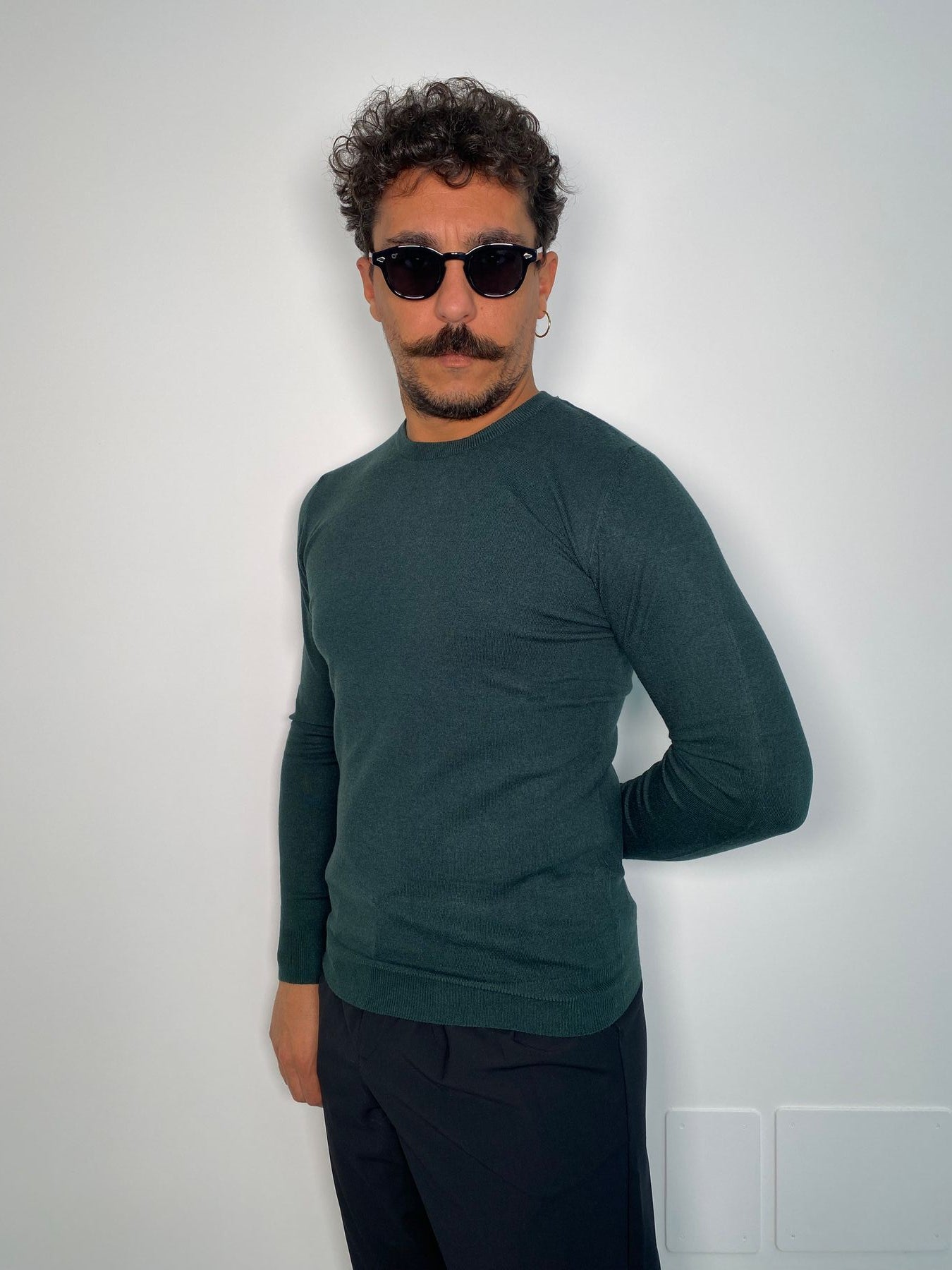 MAGLIA GIROCOLLO BASIC IN MISTO VISCOSA - SLIM FIT