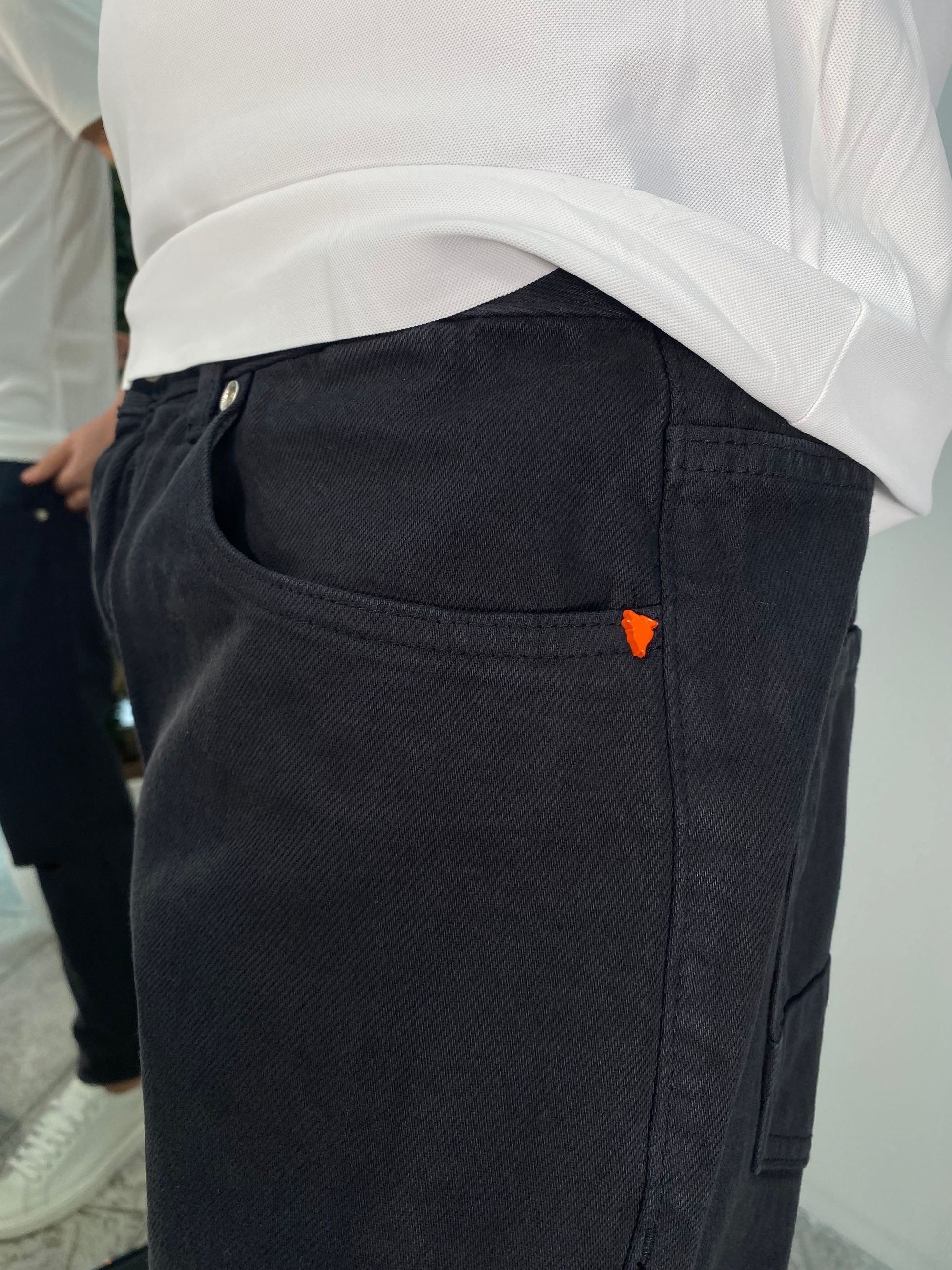 JEANS COOPER IN TELA FISSA CON STRAPPO AL GINOCCHIO - CARROT FIT GL2503YH.NER