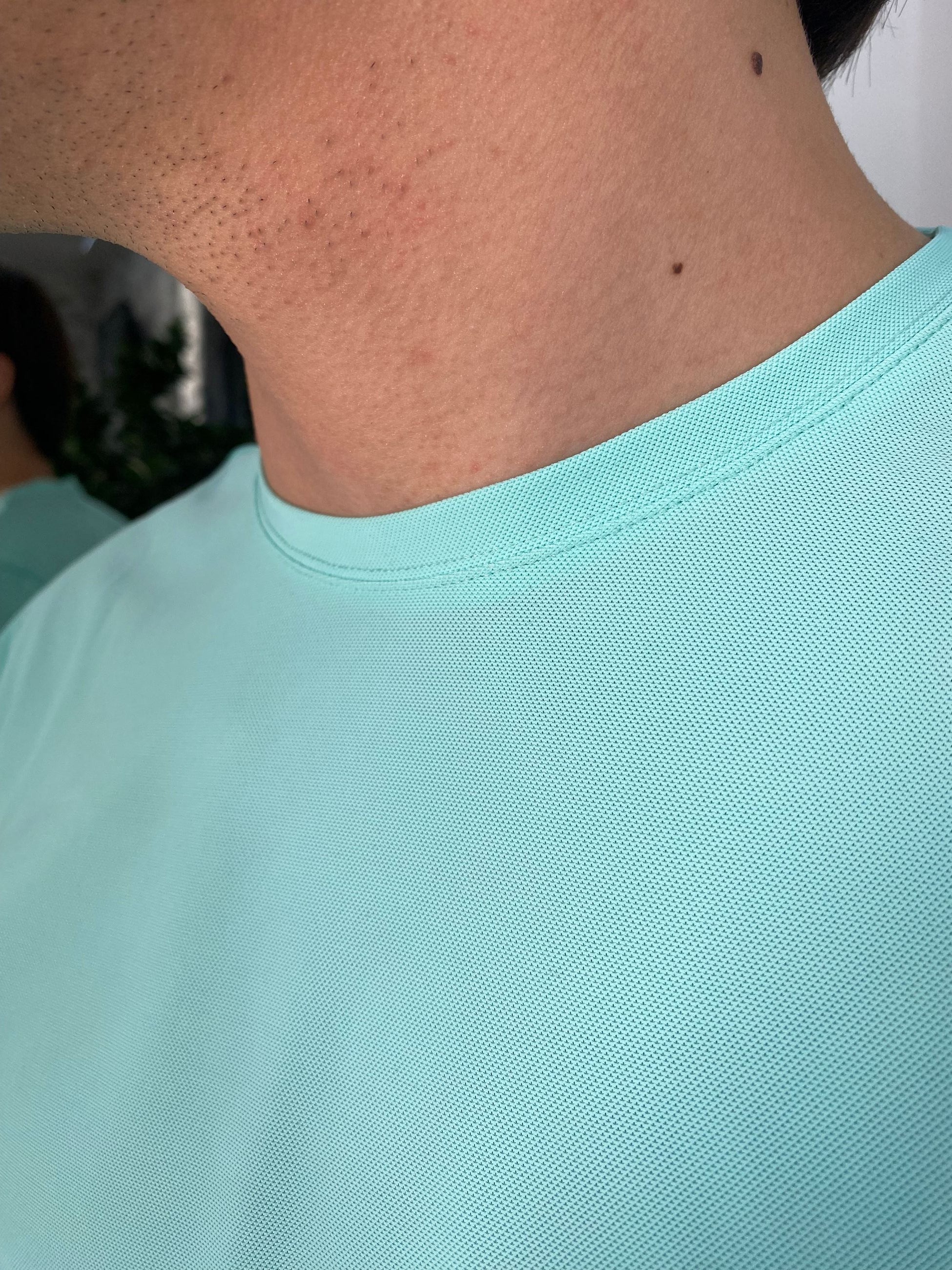 T-SHIRT IN TESSUTO TECNICO ELASTICIZZATO EXTRA LIGHT - SLIM FIT GL1001TB-S25.ACQ