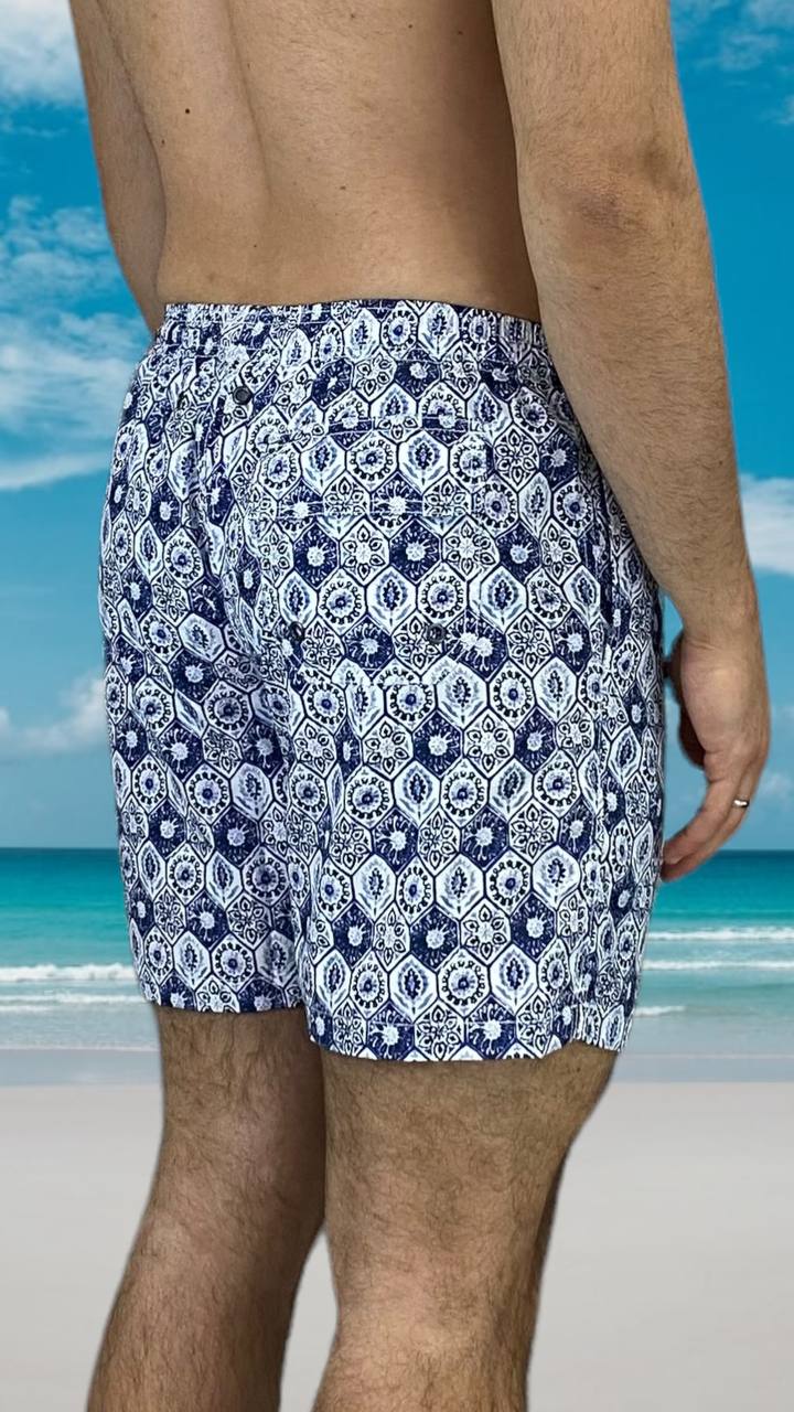 COSTUME DA BAGNO DA UOMO IN TESSUTO LEGGERO CON STAMPA MAIOLICA CAPRESE - REGULAR FIT