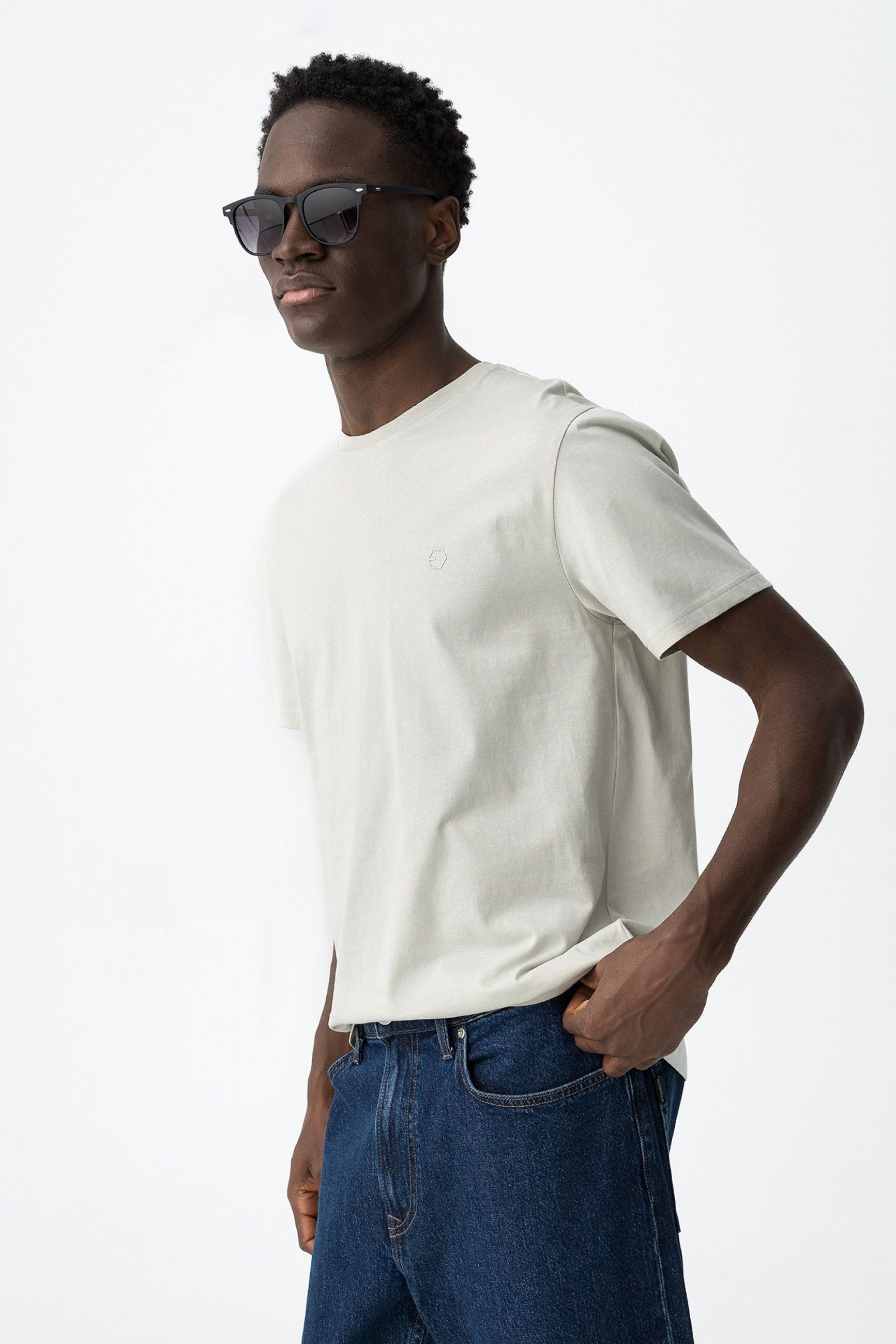 T-SHIRT BARTON BASIC IN 100% COTONE CON LOGO LATO CUORE - REGULAR FIT 10048304.PES