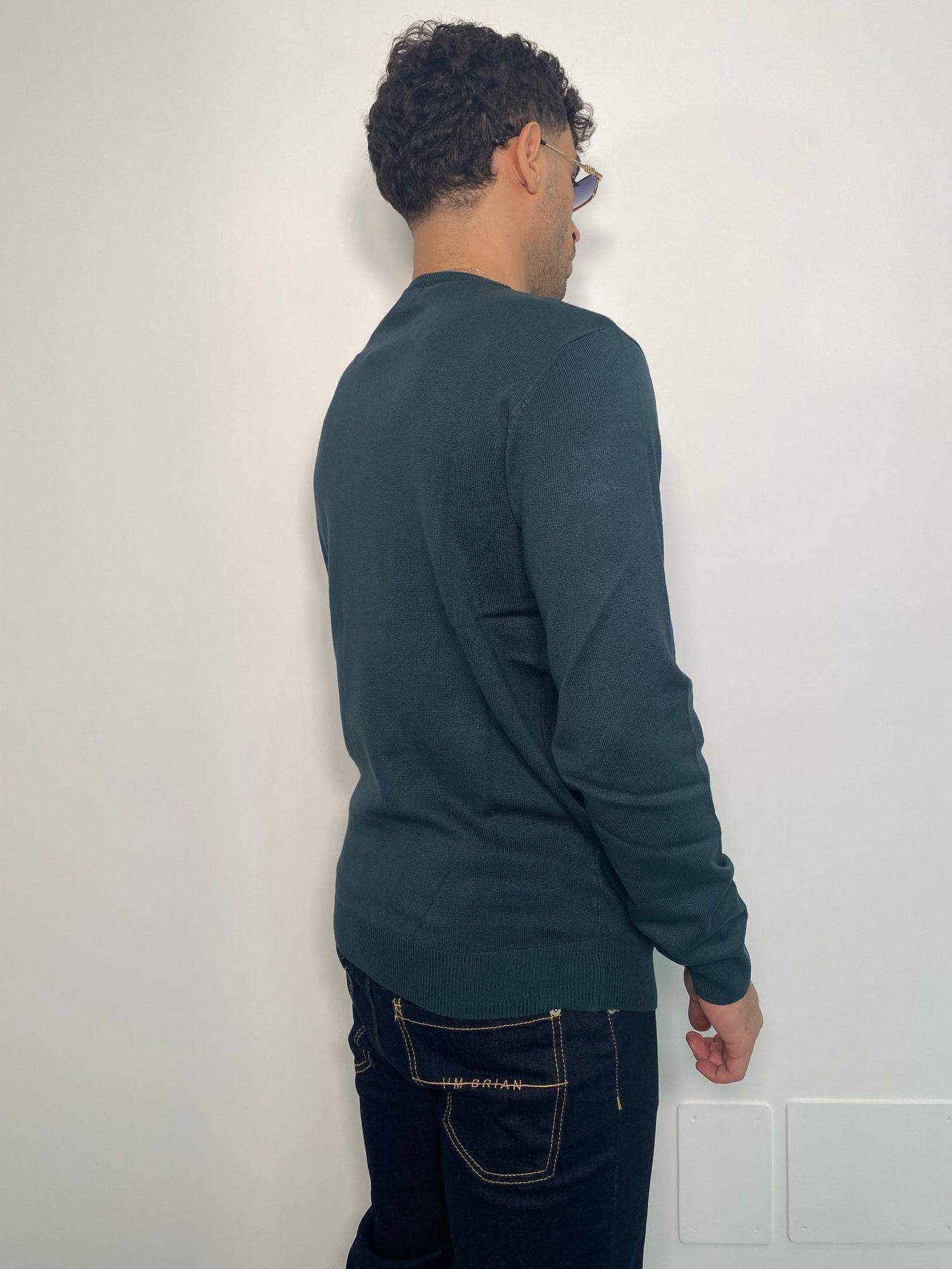 MAGLIA SCOLLO V BASIC IN MISTO VISCOSA - REGULAR FIT