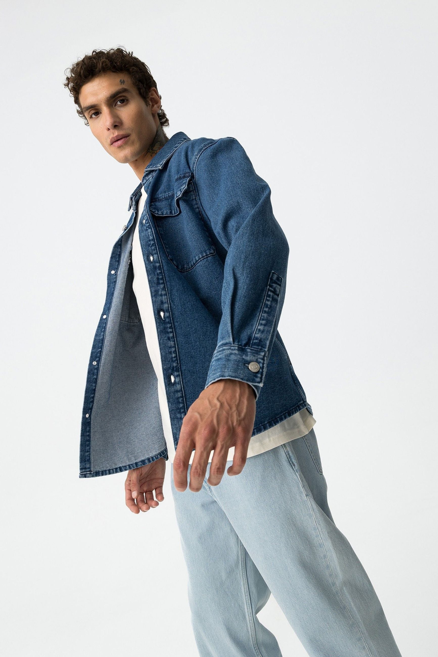 OVERSHIRT CALEB IN DENIM CON TASCHINI - RELAXED FIT 10062466