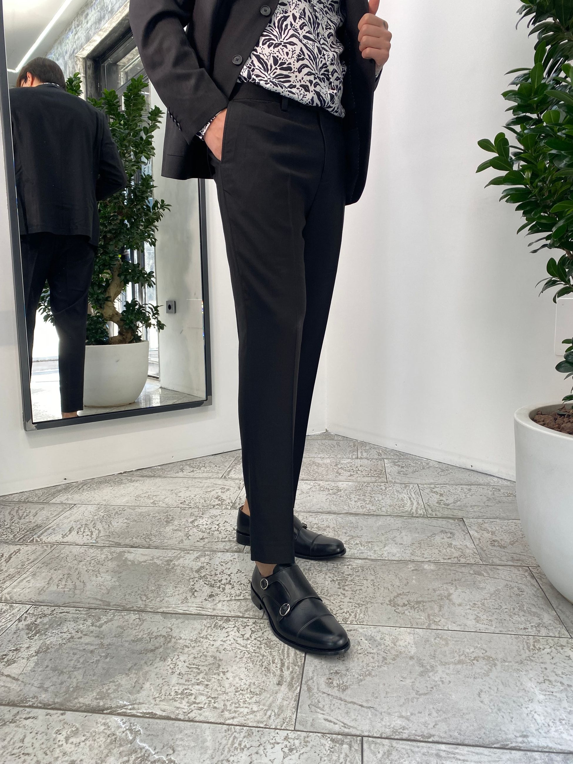 ABITO COMPLETO GIACCA MONOPETTO E PANTALONE IN TESSUTO EFFETTO FIAMMATO - REGULAR FIT ABE43SS.NER
