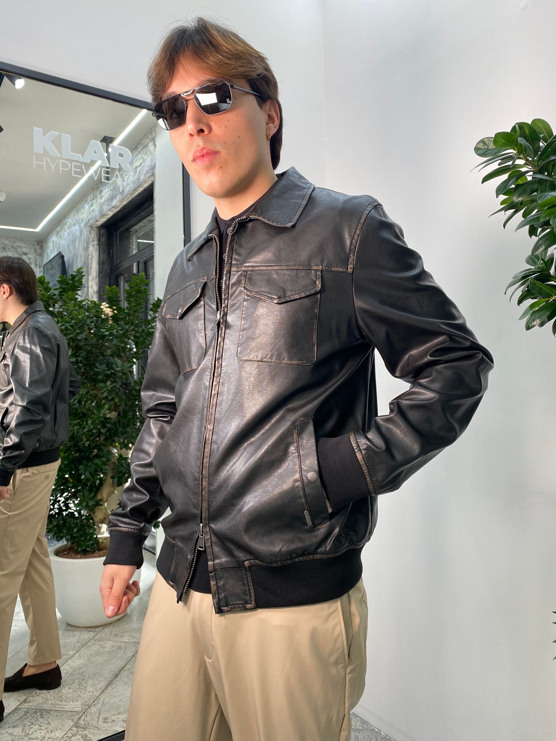 GIUBBINO IN ECOPELLE MODELLO AVIATOR EFFETTO VINTAGE CON TASCHINI - REGULAR FIT GL9810.NER