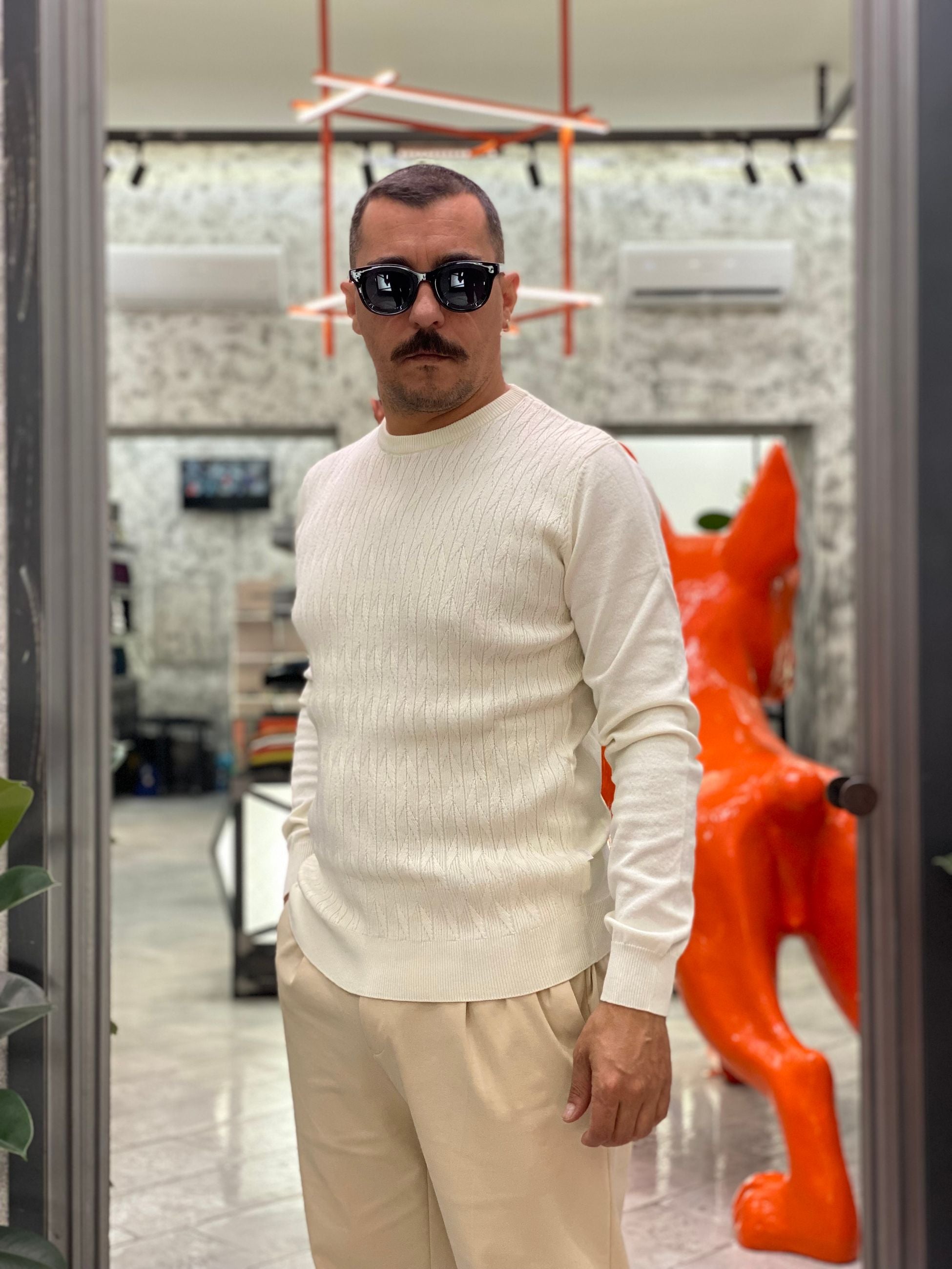 MAGLIA GIROCOLLO IN MORBIDA VISCOSA CON TRAMA ZIG ZAG - REGULAR FIT MI3086SS.OFFW