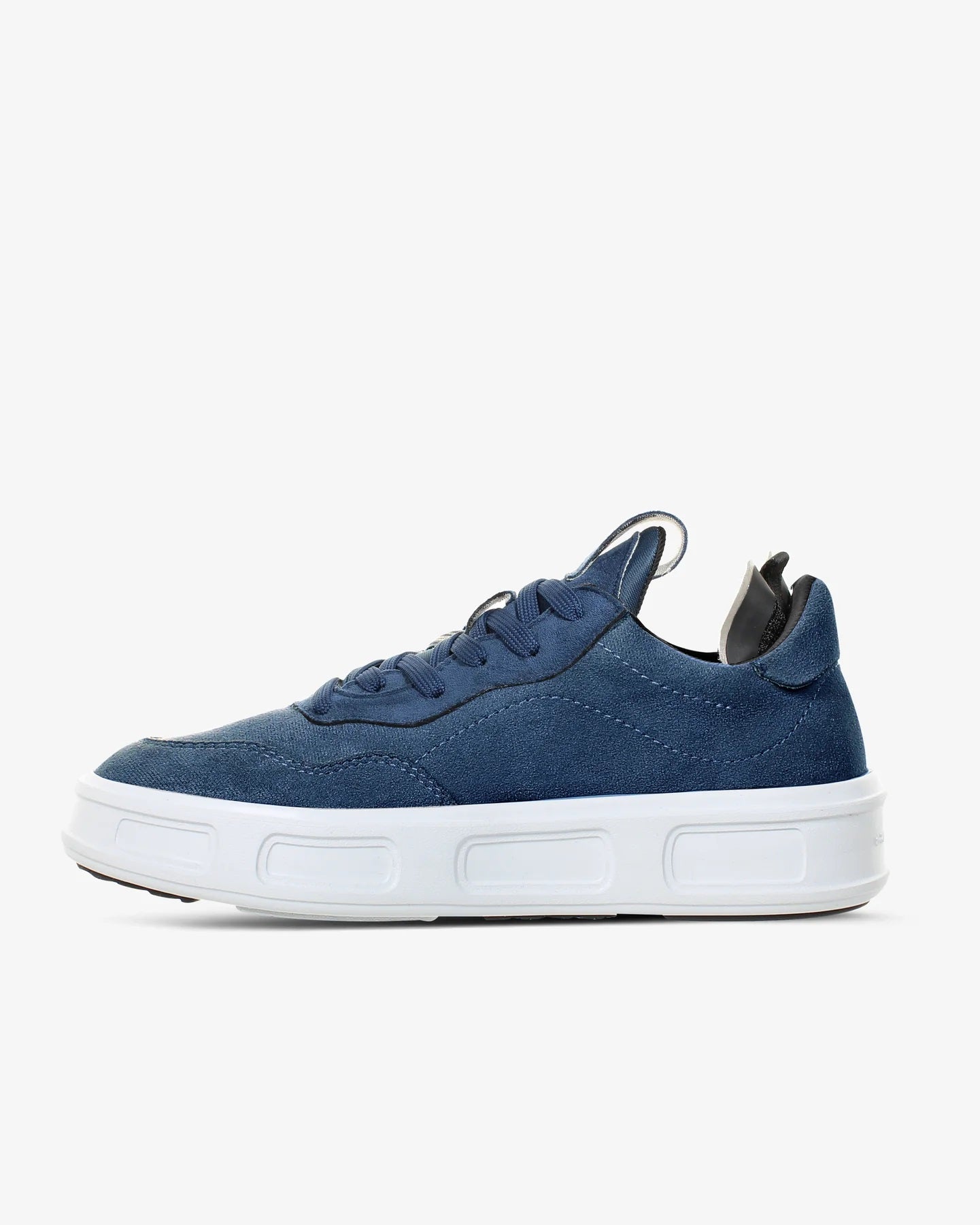 SNEAKERS IN MICROFIBRA EFFETTO CAMOSCIO CON SUOLA EXTRALIGHT