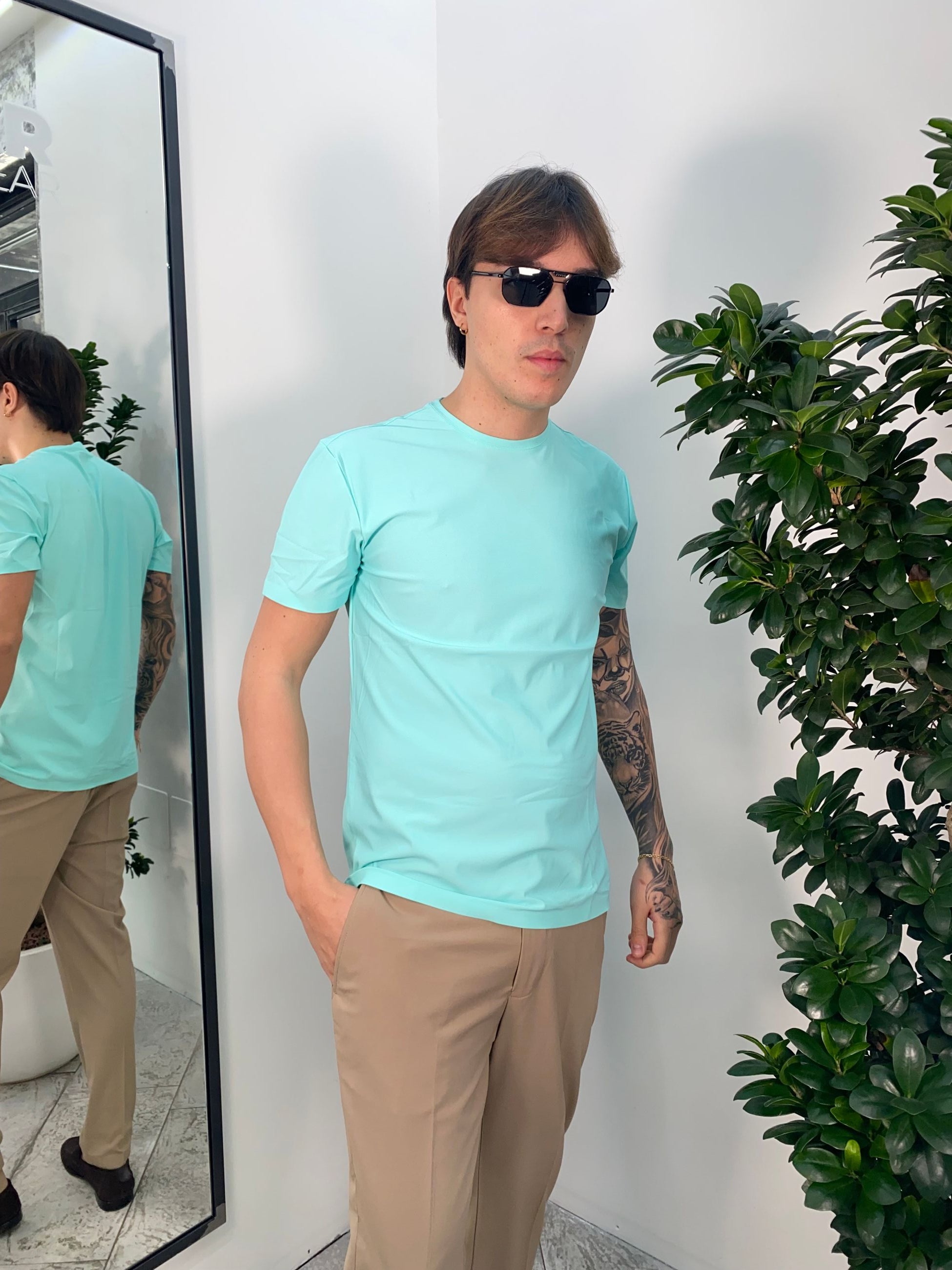 T-SHIRT IN TESSUTO TECNICO ELASTICIZZATO EXTRA LIGHT - SLIM FIT GL1001TB-S25.ACQ