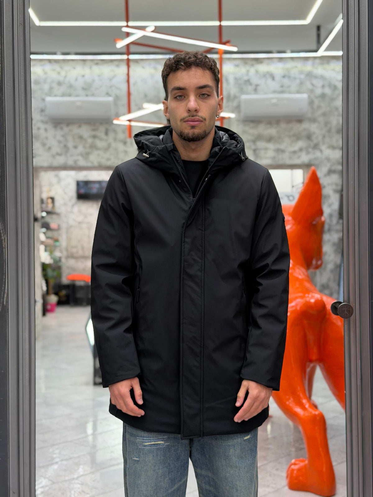 PARKA LUNGO CON CAPPUCCIO IN TESSUTO TECNICO WATERPROOF & WINDPROOF - REGULAR FIT MK24007-26.NER