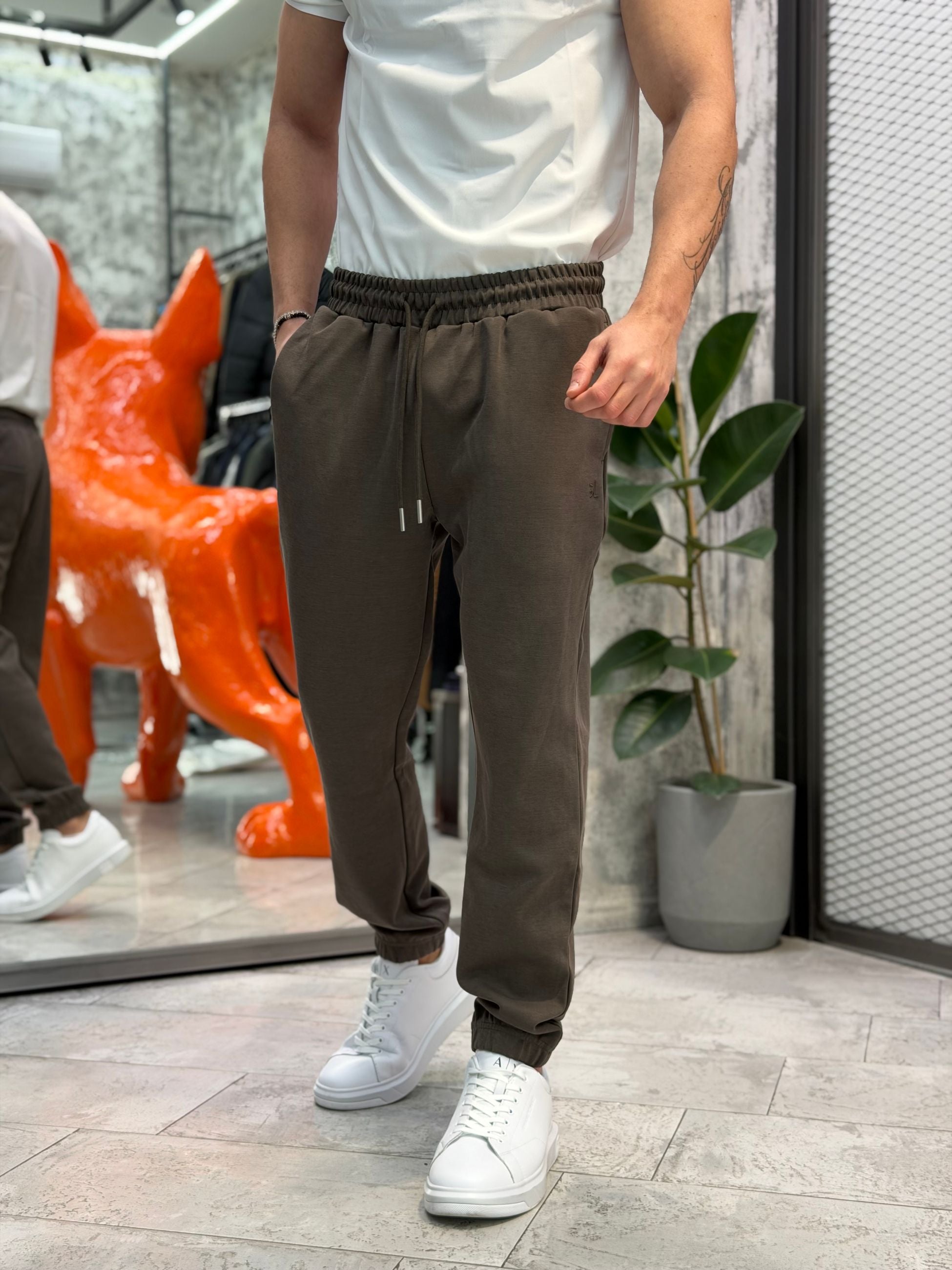 PANTALONE IN FELPA GARZATA CON COULISSE IN VITA ED ELASTICO AL FONDO - REGULAR FIT GL2126F-S26.MOR