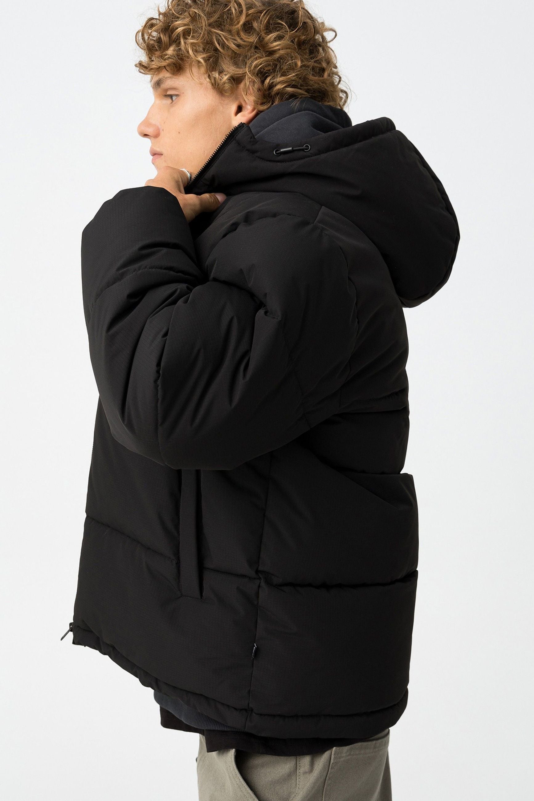 GIUBBINO BENNET IMBOTTITO CON CAPPUCCIO 10062544.NER